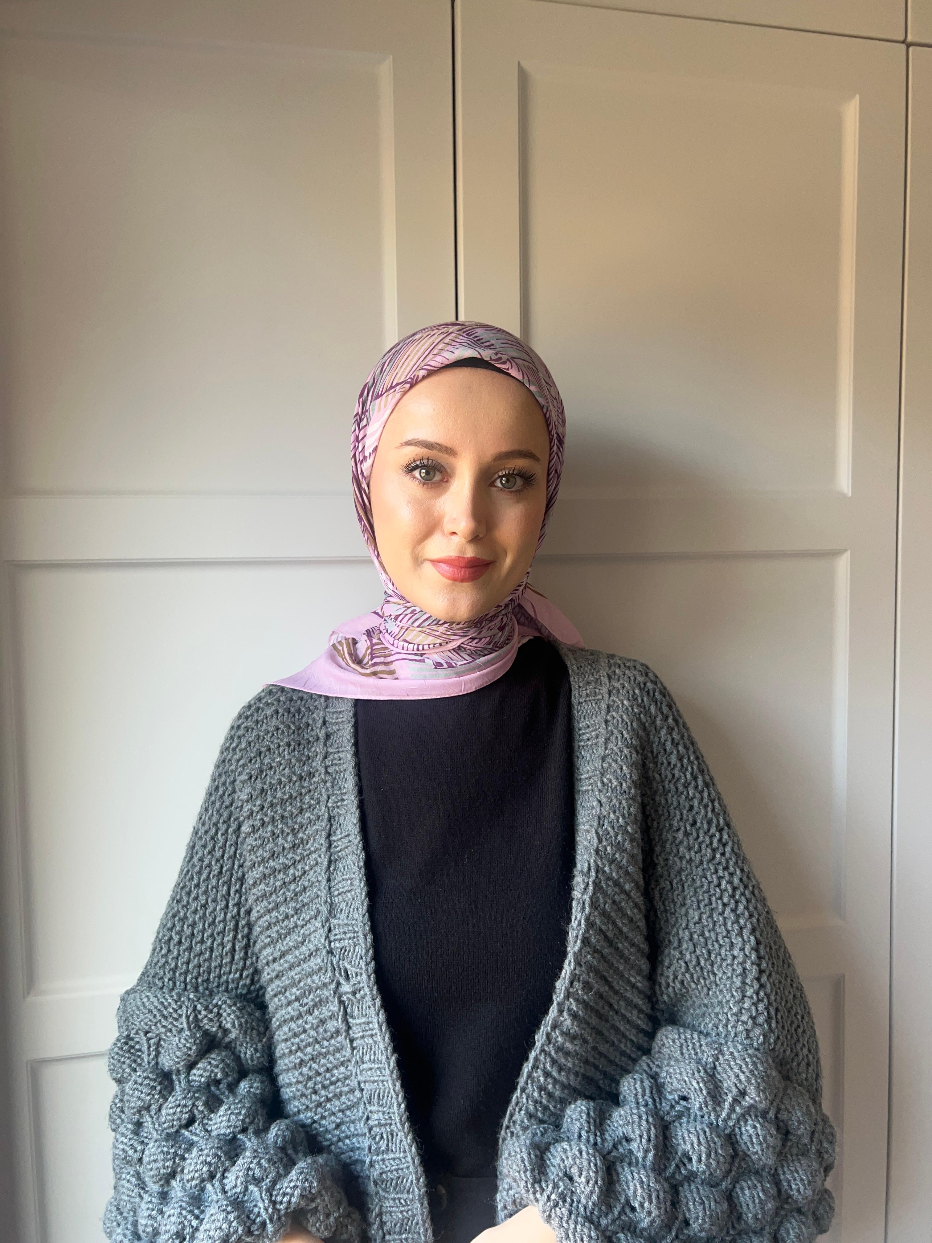 Line Art Pattern Bamboo Scarf - Pink