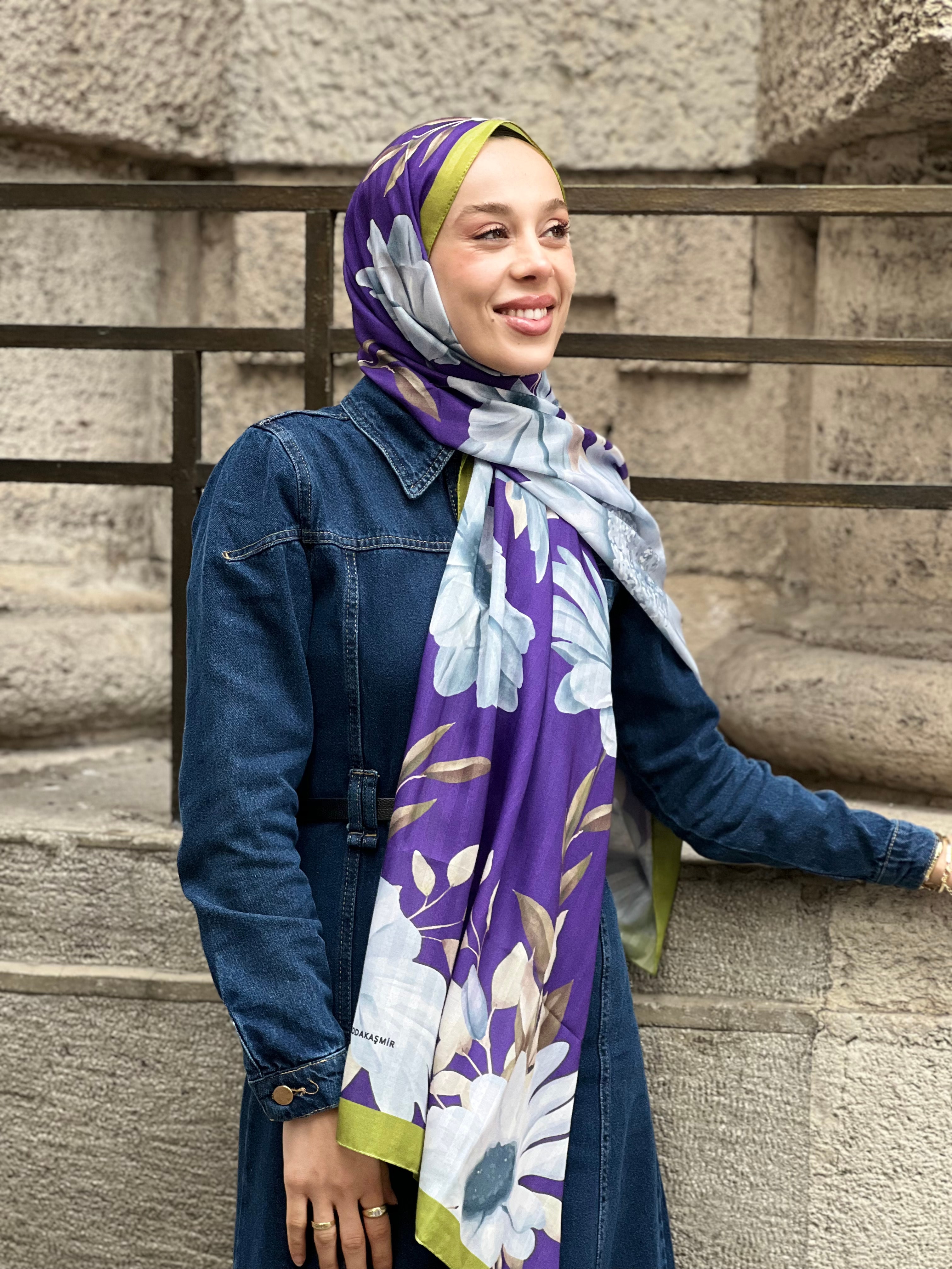 Kamelia Desen Çizgili Şal