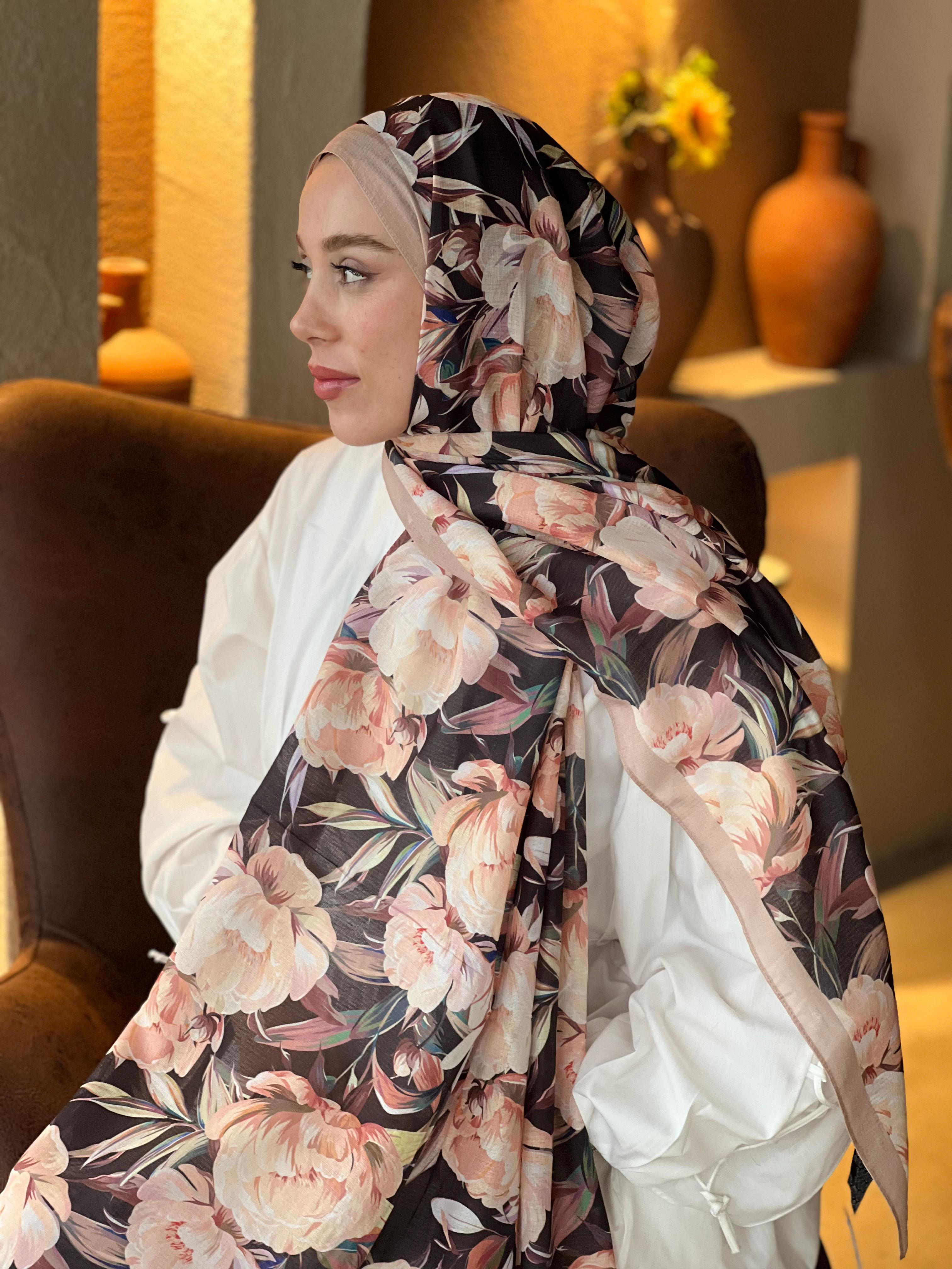 Seta Pattern Lina Shawl