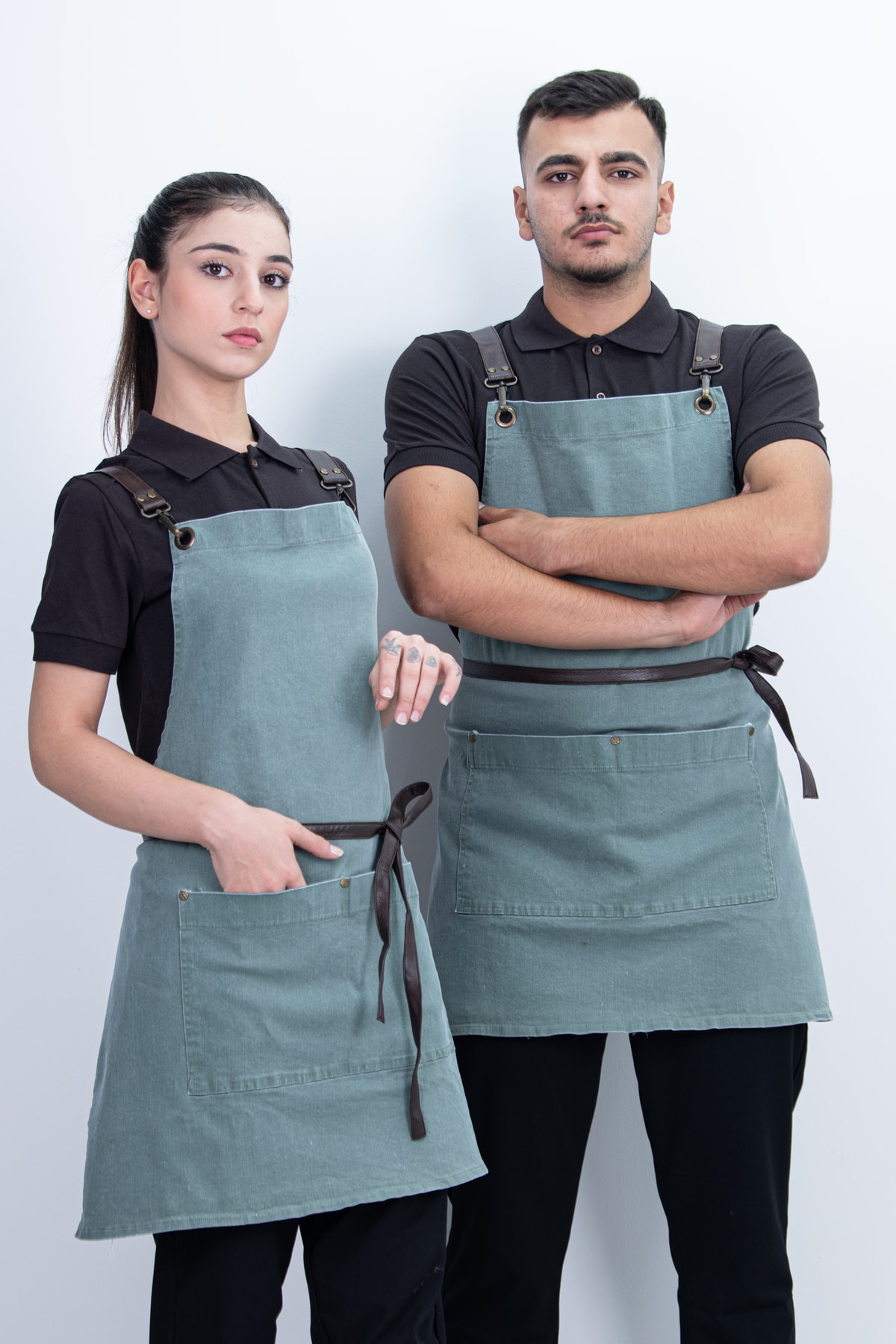 Deri Kayışlı Cepli Kot Önlük