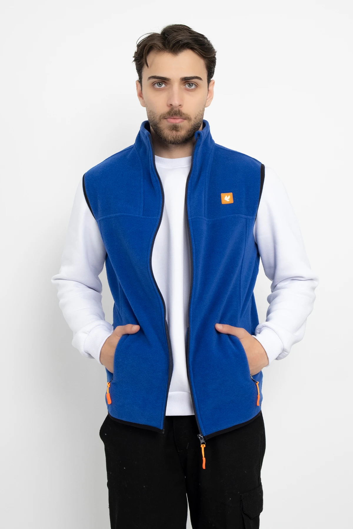 Unisex Traşlanmış Tüylenmez Armalı Cepli Polar Yelek Standart Tam Fermuarlı Soğuk Geçirmez Yelek