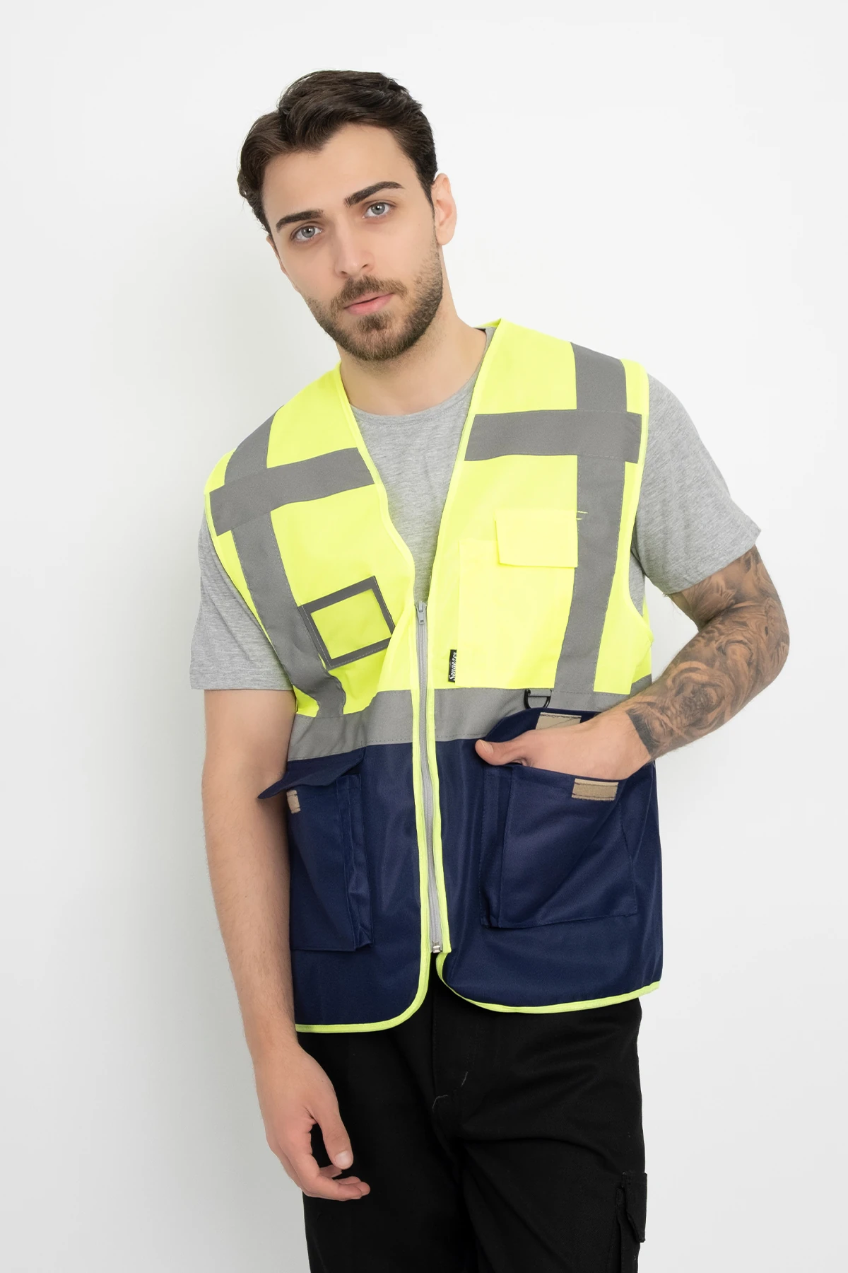 Fosforlu İsimlikli İkaz Yeleği Fermuarlı Kapaklı Cepli (Mühendis Tipi Kalın) Çift Renk Lacivert-Sarı