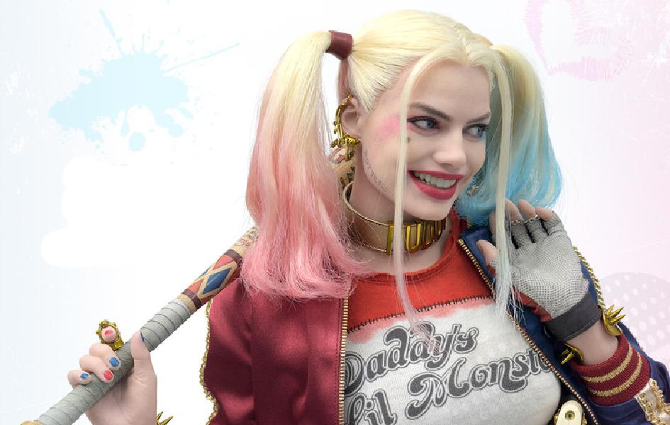 SUICIDE SQUAD HARLEY QUINN 1/3 SCALE HYPERREAL STATUE