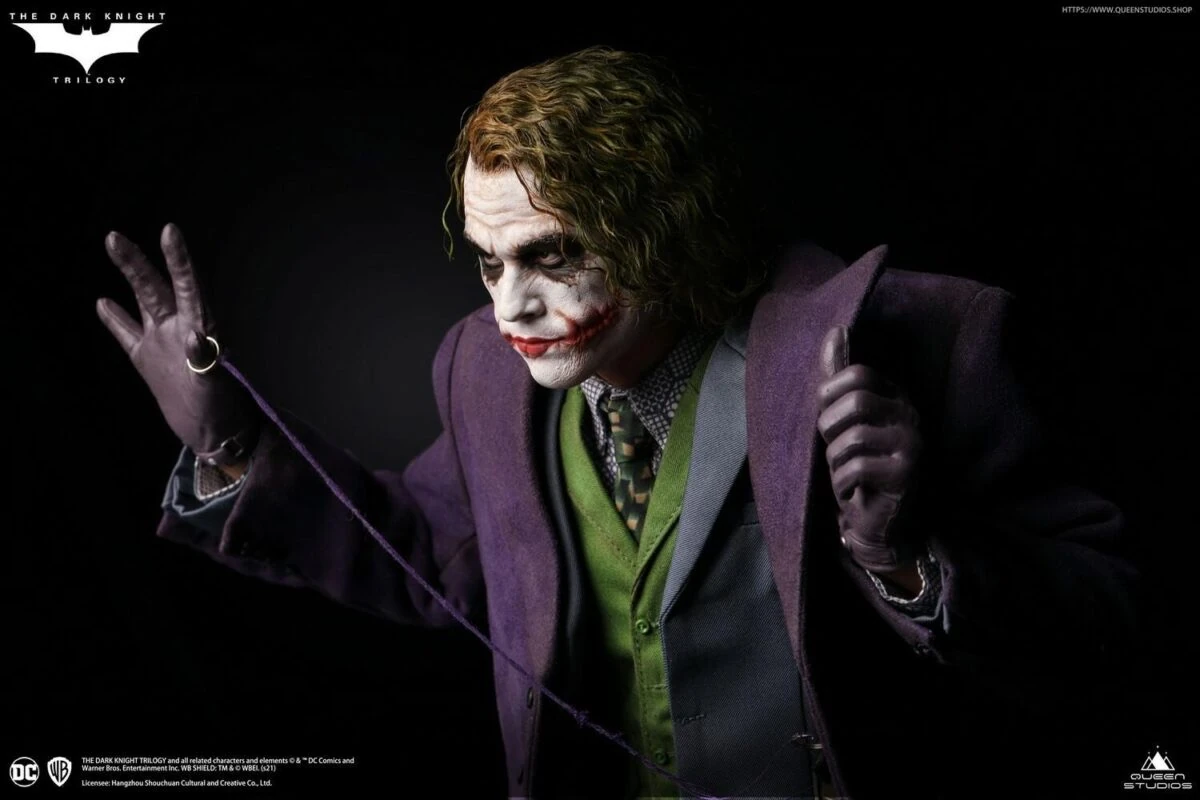 Joker Artist’s Edition 1:4 Scale Statue