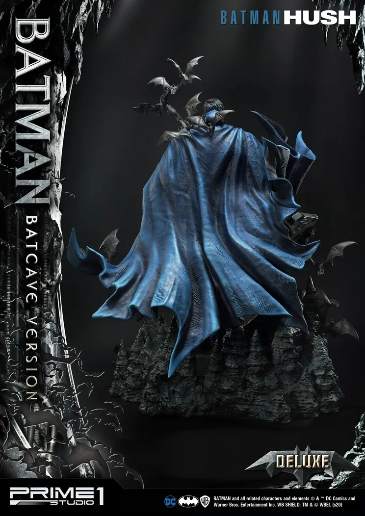 DC Comics: Batman Hush - Deluxe Batcave Batman Statue Bonus Version