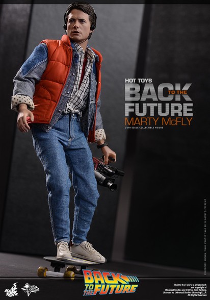 Hot Toys – MMS257 – Back to the Future: 1/6th scale Marty McFly Collectible Figure Special Edition