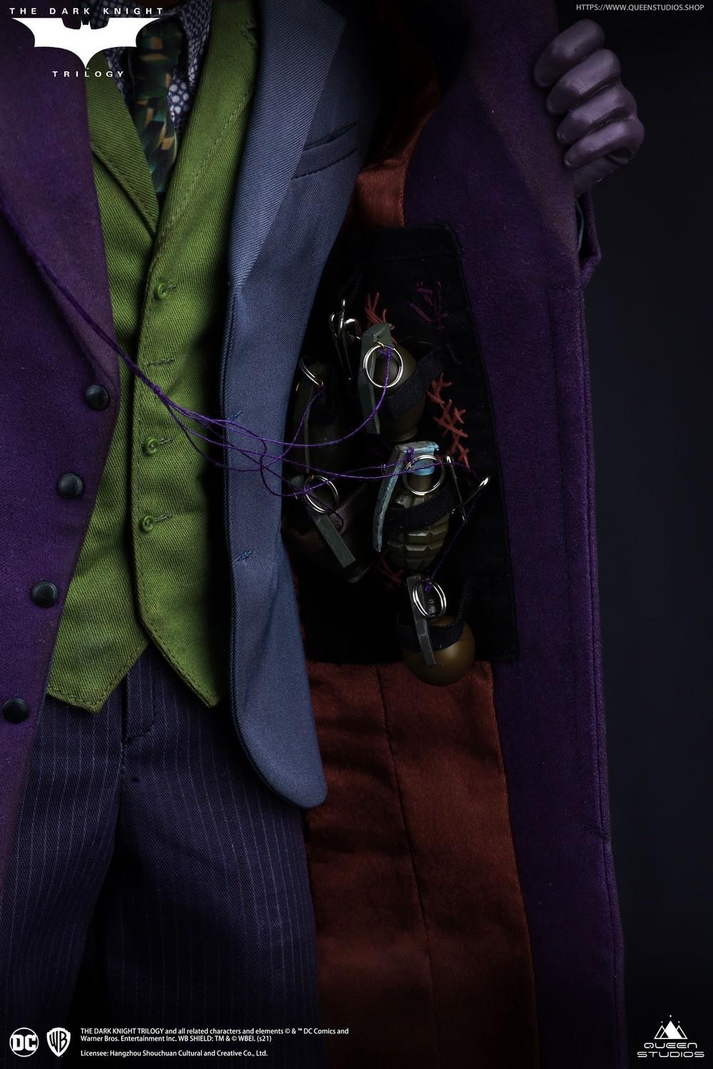 Joker Artist’s Edition 1:4 Scale Statue