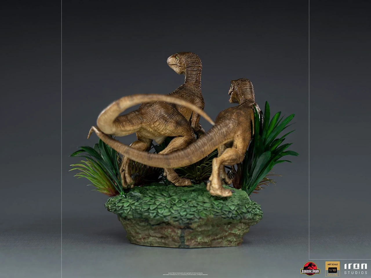 Jurassic Park JUST THE TWO RAPTORS DELUXE 1:10 Art Scale Statue by Iron Studios Limited Ed