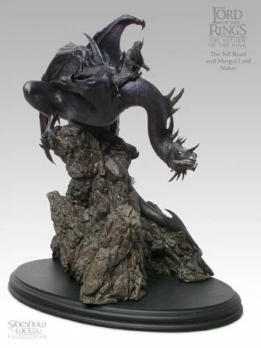 Sideshow WETA Fell Beast and Morgul Lord Statue
