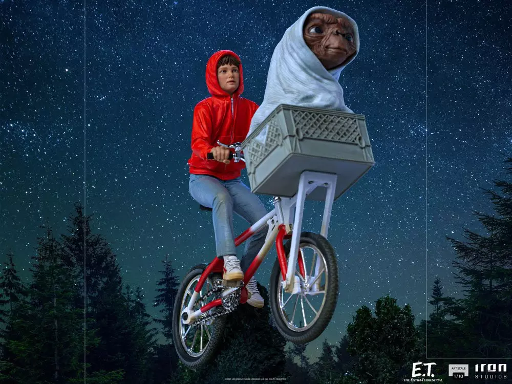E.T. the Extra-Terrestrial statue of E.T. & Elliot