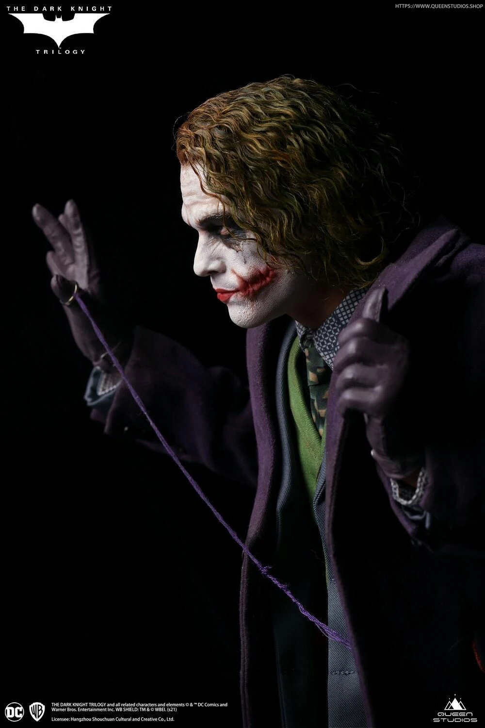 Joker Artist’s Edition 1:4 Scale Statue