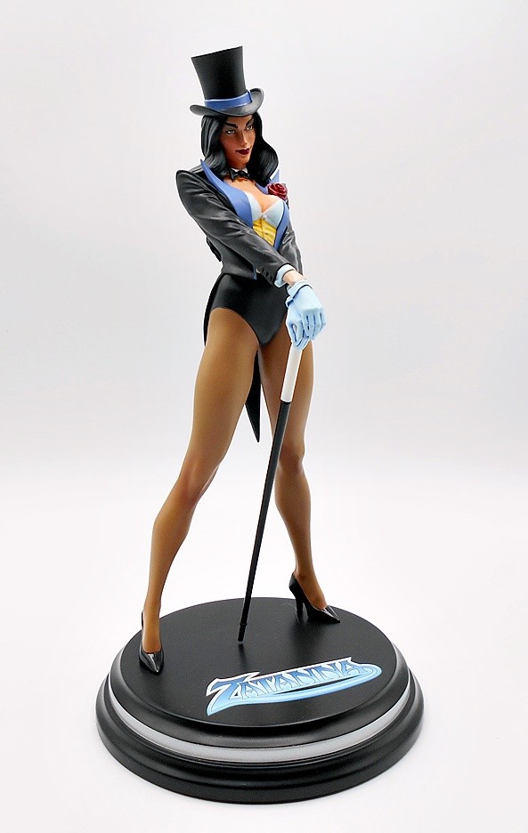 Cover Girls of the DC Universe (J. Scott Campbell) Zatanna by McFarlane/DC Direct
