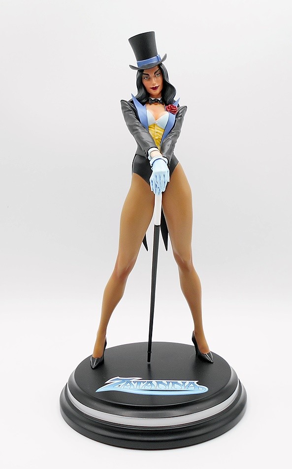 Cover Girls of the DC Universe (J. Scott Campbell) Zatanna by McFarlane/DC Direct