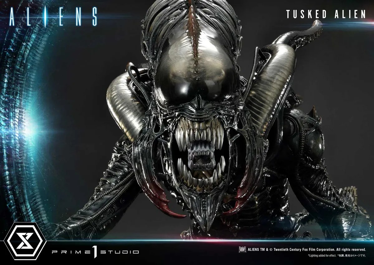 Aliens (Comics) Tusked Alien Bonus Version