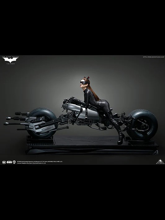 The Dark Knight Rises Catwoman 1/3 Statue