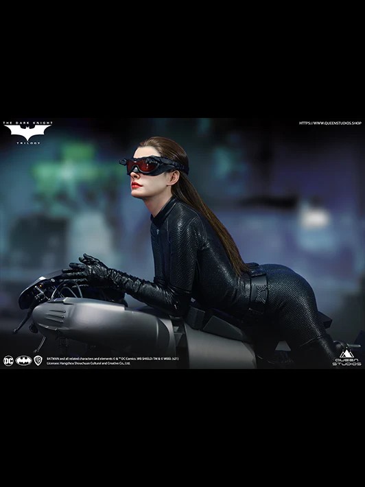 The Dark Knight Rises Catwoman 1/3 Statue
