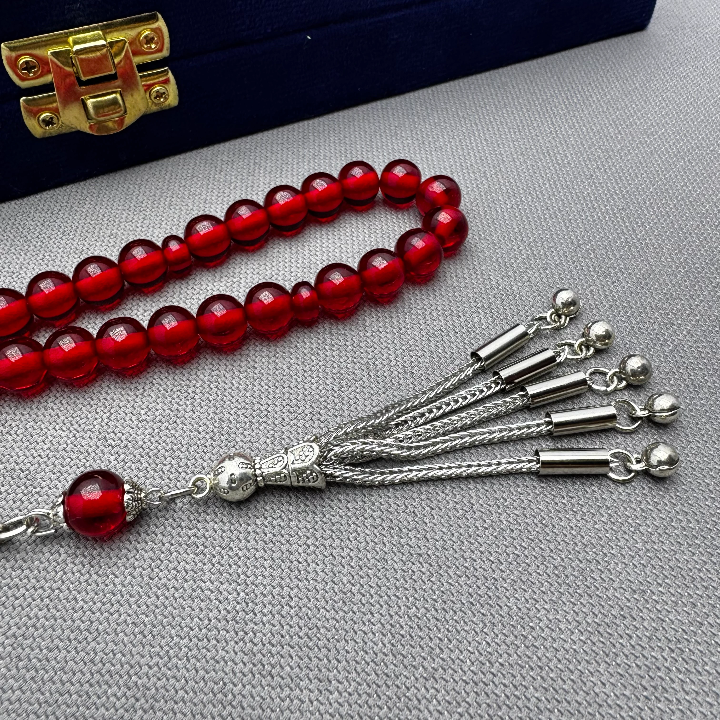 Alpaka Püsküllü Beş Sallantılı Kırmızı Küre Kesim Ateş Kehribar Tespih