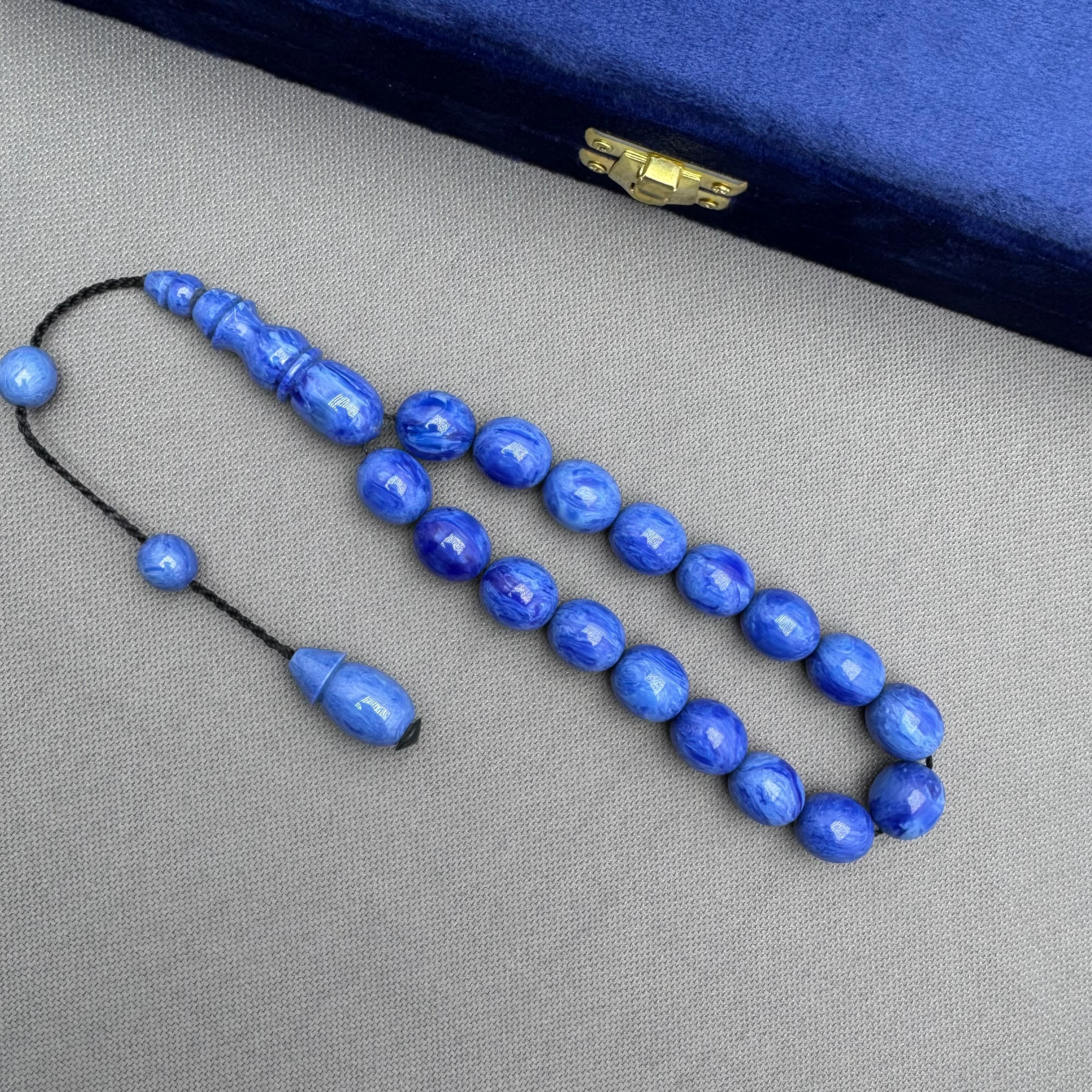 Sistemli Yoğun Hare Desenli Saks Mavisi Efe Maskot Tespih