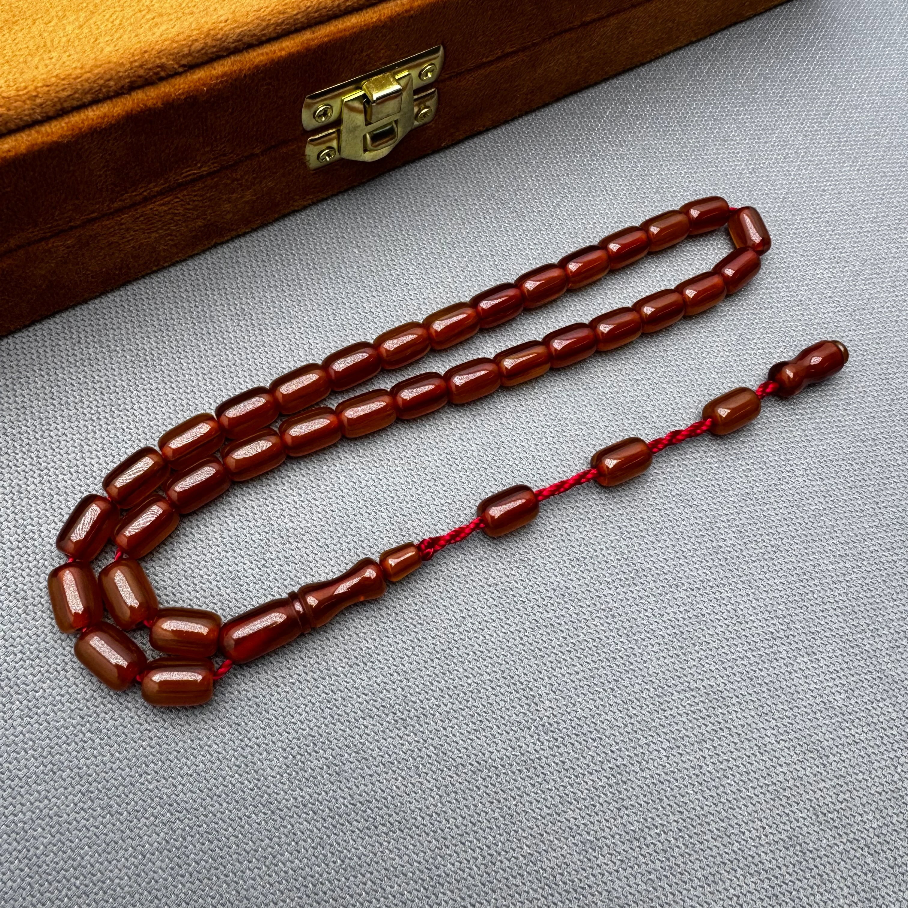 Bal Rengi Dik Damar Buğulu Hamur Hareli Renk Alan Sıkma Kehribar Tespih