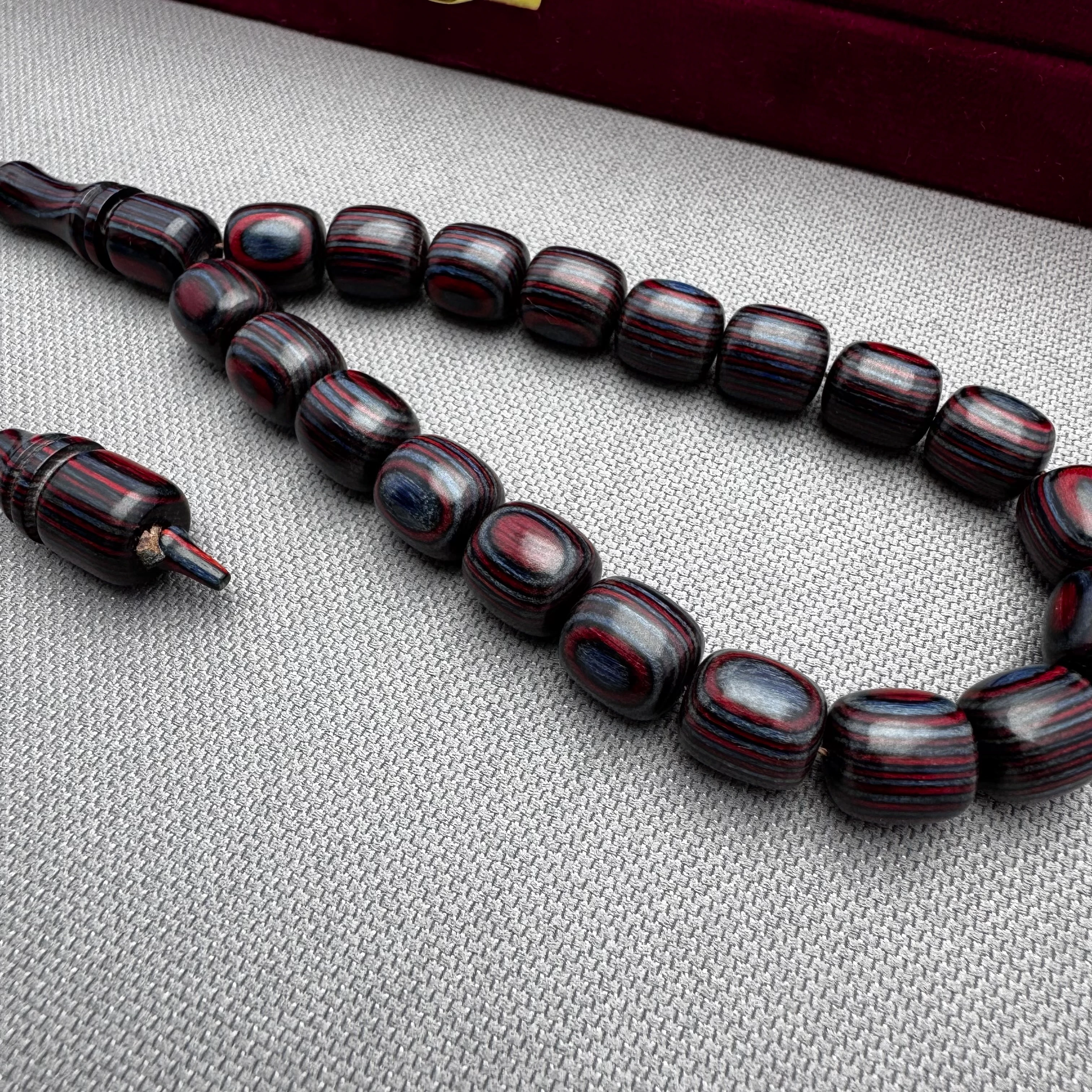 Salih ŞİRİN Usta İşçilikli Bordo Füme Harika Çekim Sesine Sahip Kafur Ağacı Efe Maskot Tespih