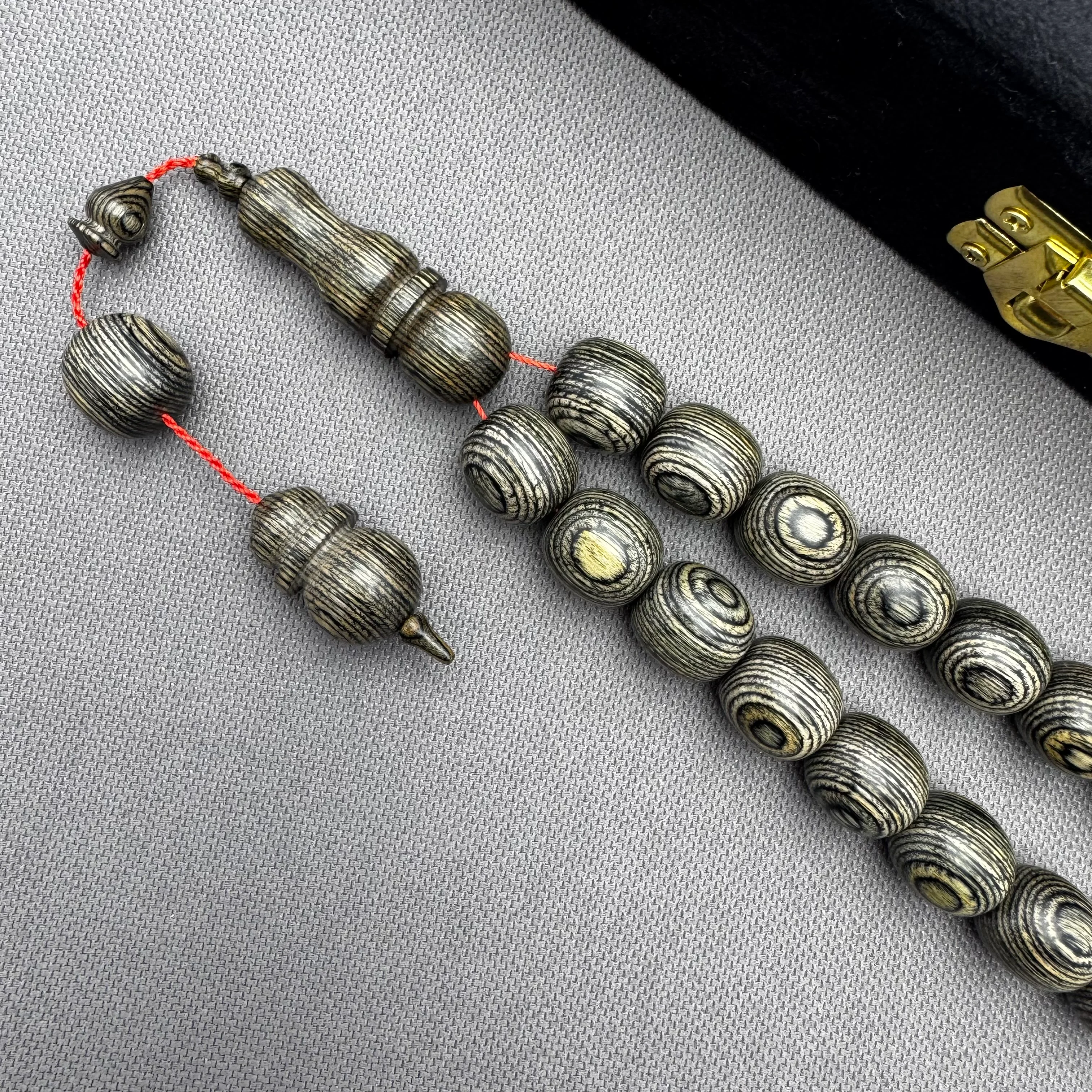 Gri Doğal Ağaç Dokulu Kafur Ağacı Efe Maskot Tespih