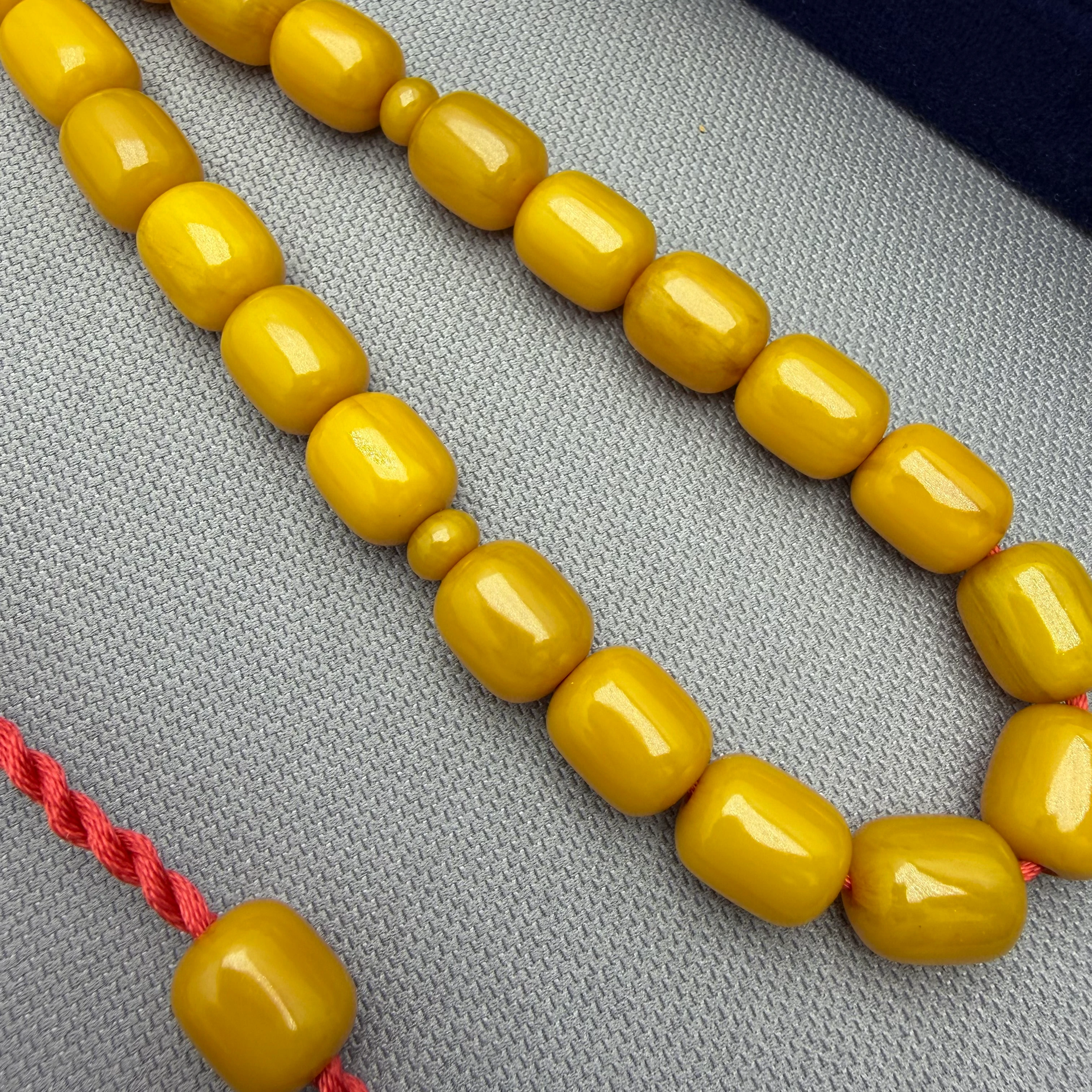 Sistemli Örgü Püskül İri Boy Dik Damar Hareli Sarı Sıkma Kehribar Tespih