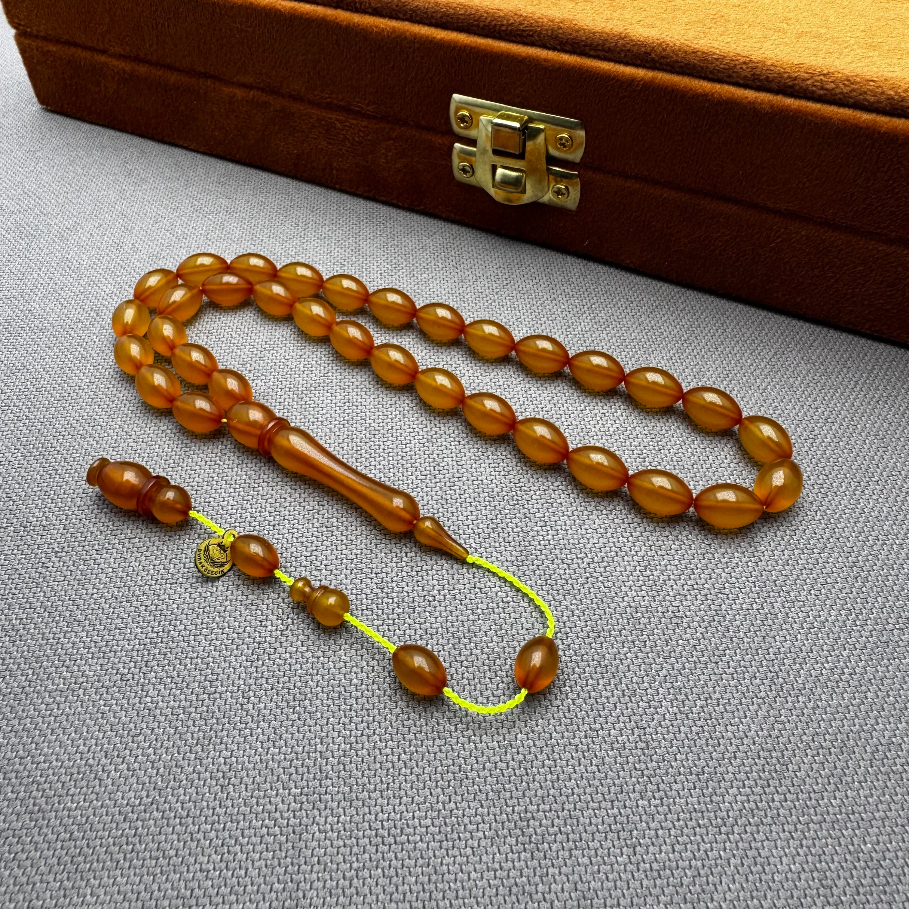 Burak ÖZECİK Usta İşçilikli Turuncu Buğulu Hamur Renk Alan Sıkma Kehribar Tespih