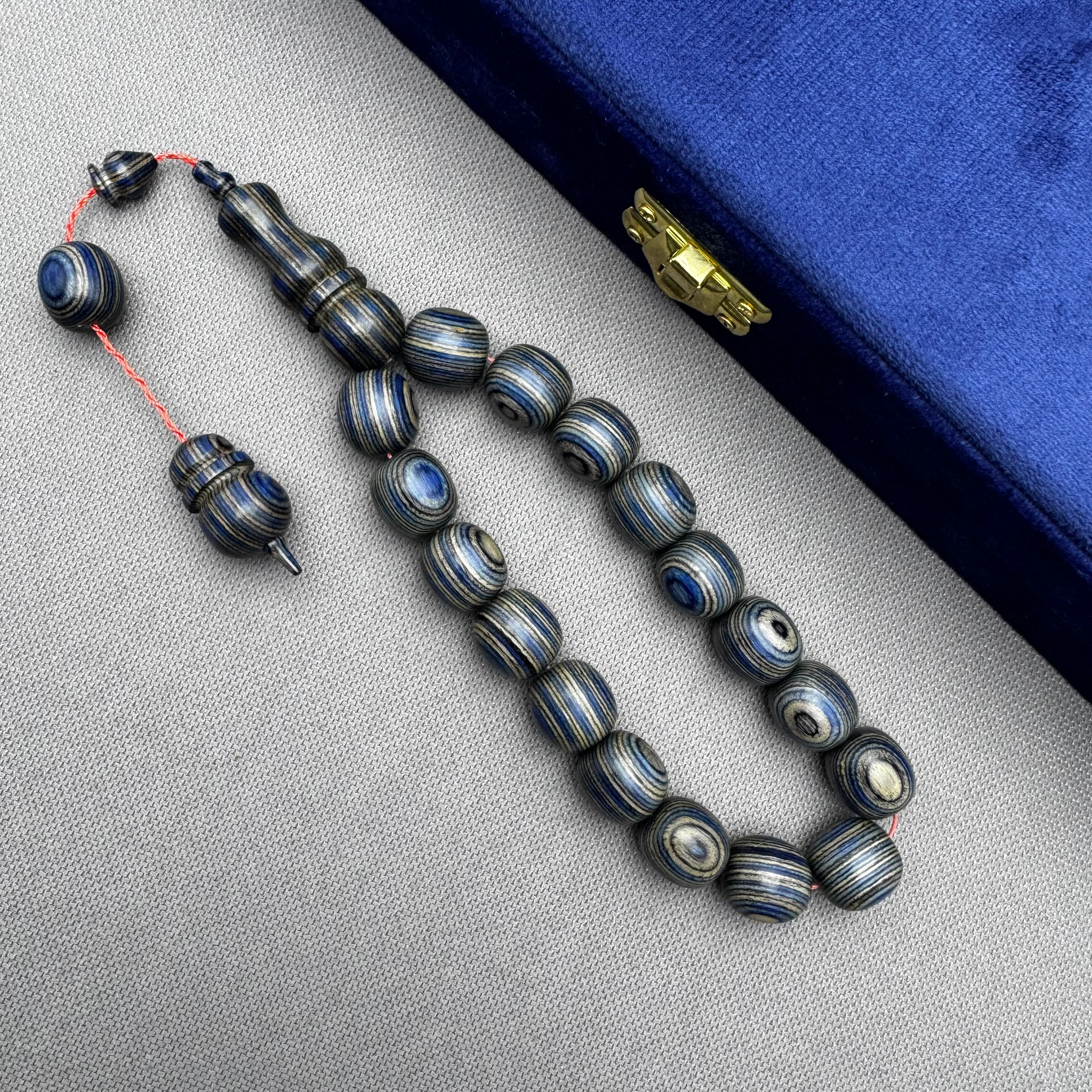 Mavi ve Gri Rengi Doğal Ağaç Dokulu Kafur Ağacı Efe Maskot Tespih