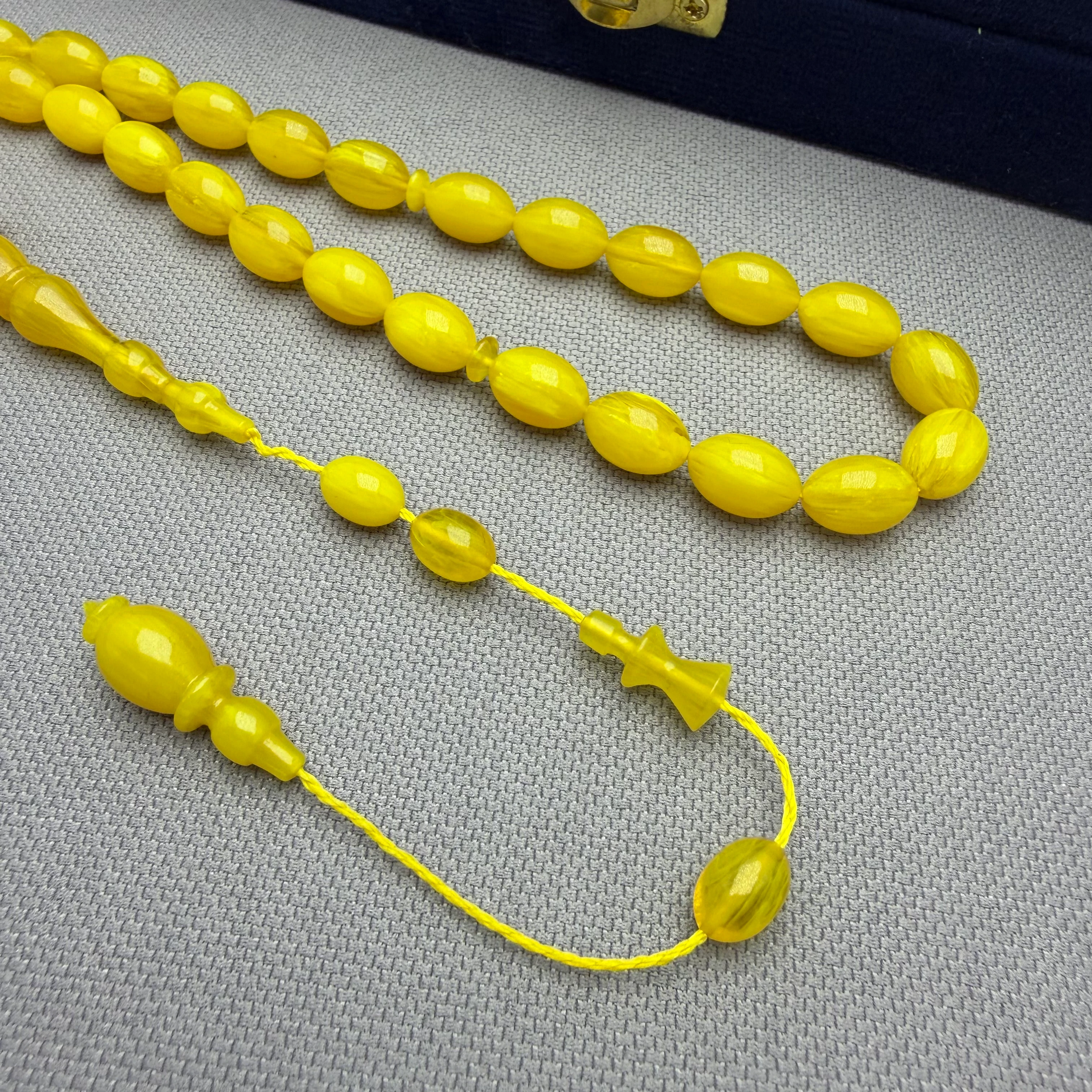 Muhammed ERDEN Usta İşçilikli Dik Damar Hareli Sıkma Kehribar Tespih