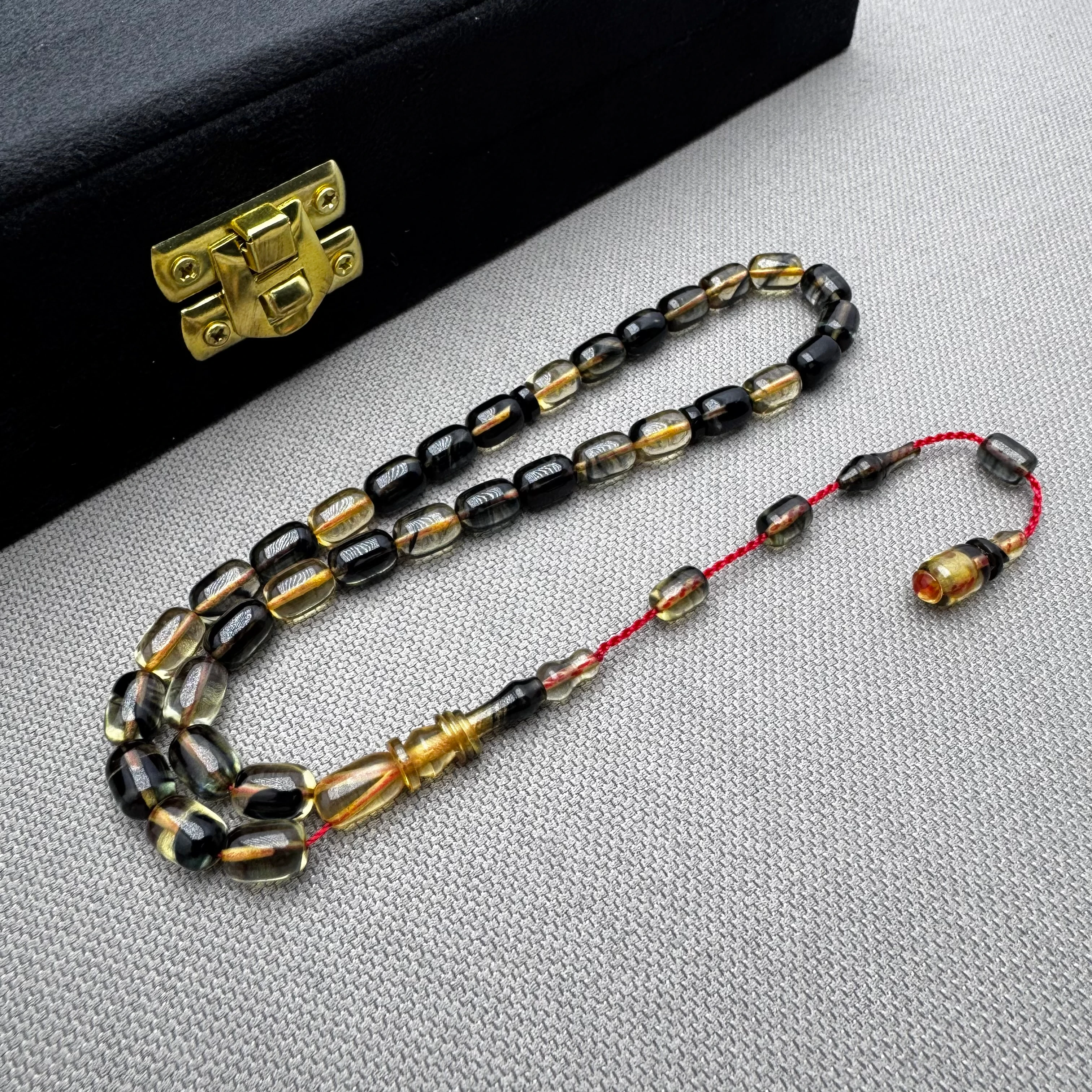 Salih ŞİRİN Usta İşçilikli Bilek Boy Özel Döküm Malzeme Halkalı İmame Sıkma Kehribar Tespih