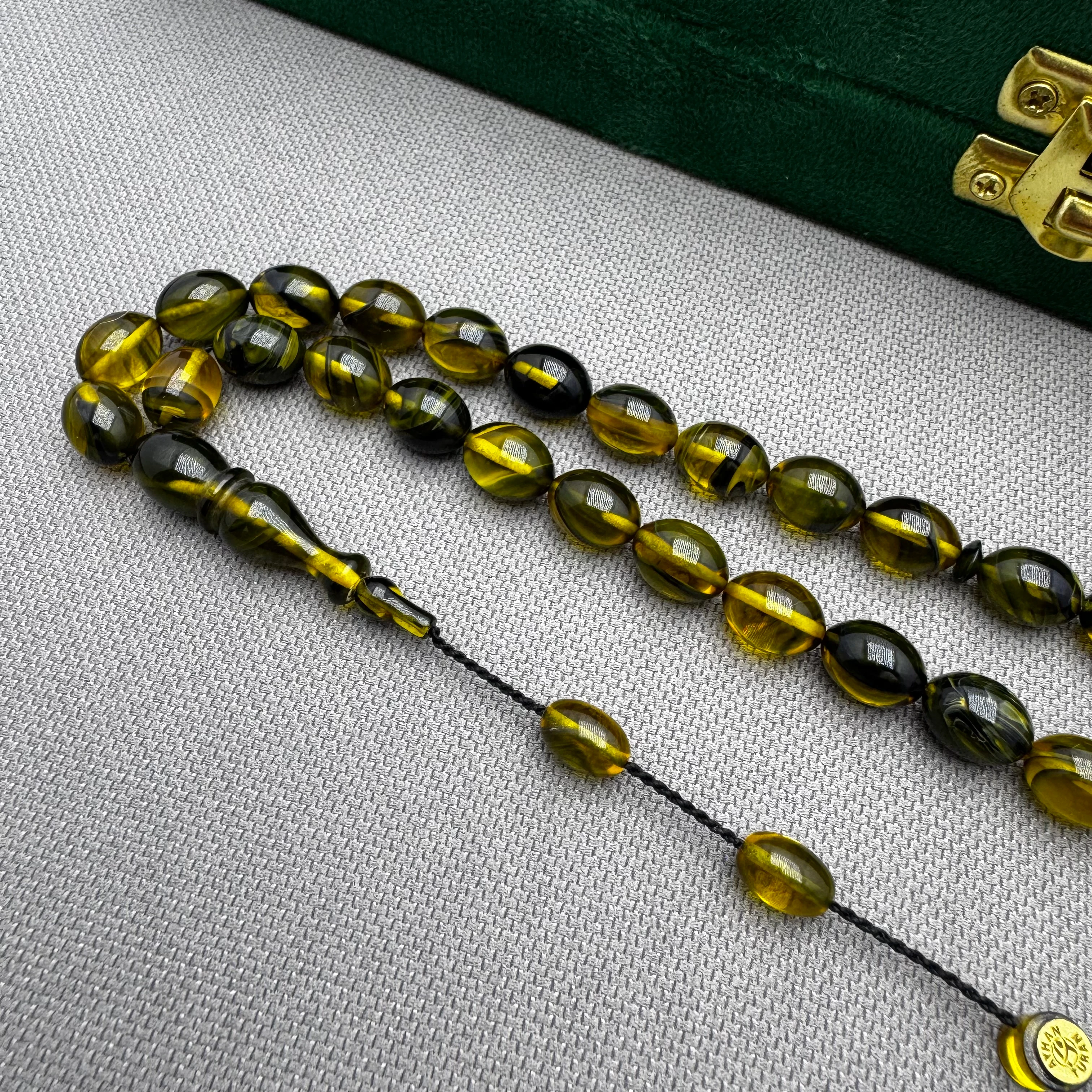 Ayhan TURAN Usta İşçilikli Haki Yoğun Hareli Beyzi Kesim Ateş Kehribar Tespih