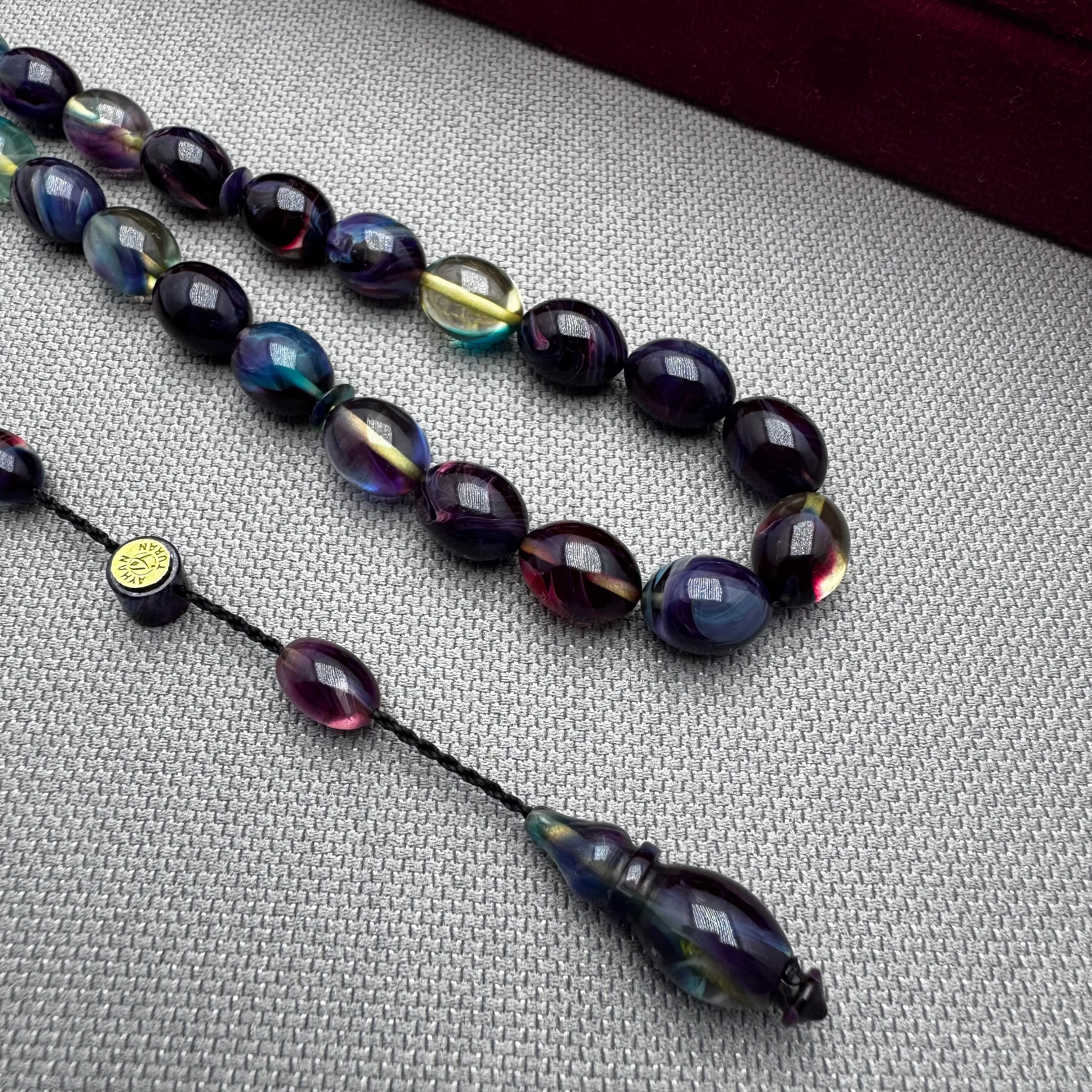 Ayhan TURAN Usta İşçilikli Özel Döküm Multi Color Renk Yoğun Hareli Sıkma Kehribar Tespih