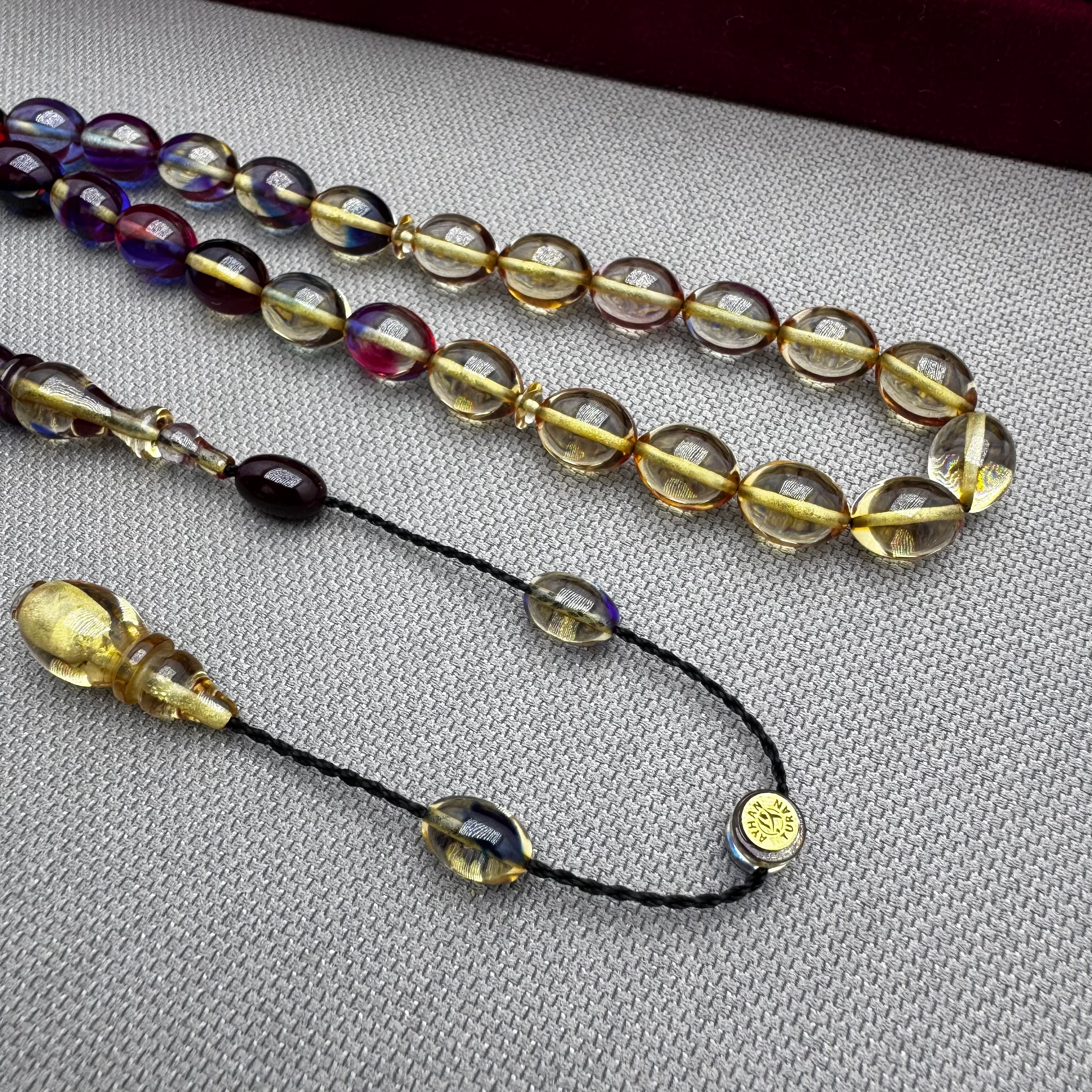 Ayhan TURAN Usta İşçilikli Renk Süzmesi Beyzi Kesim Sıkma Kehribar Tespih