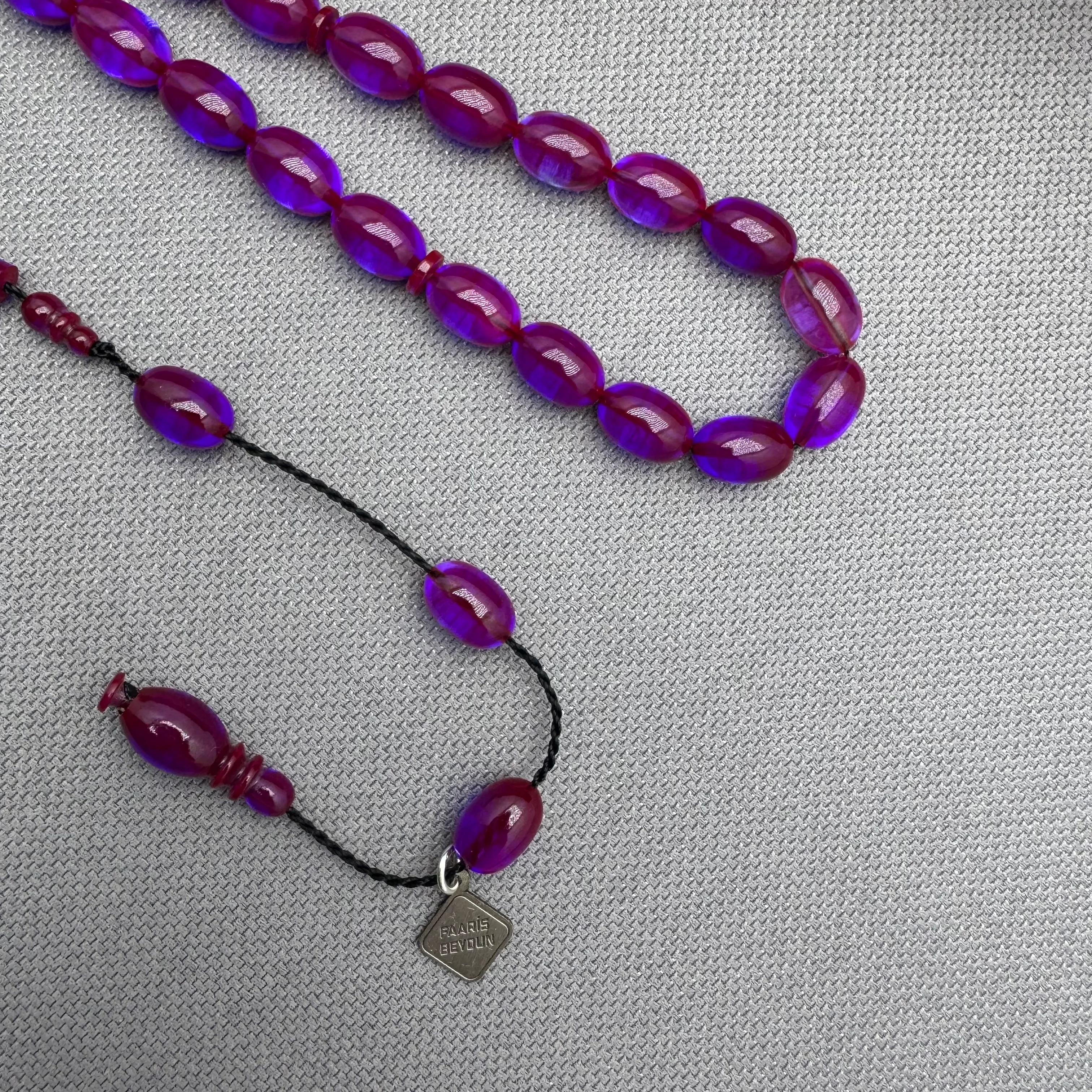 Faaris BEYDUN Bordo Mavi Özel Döküm Renk Beyzi Kesim Ateş Kehribar Tespih