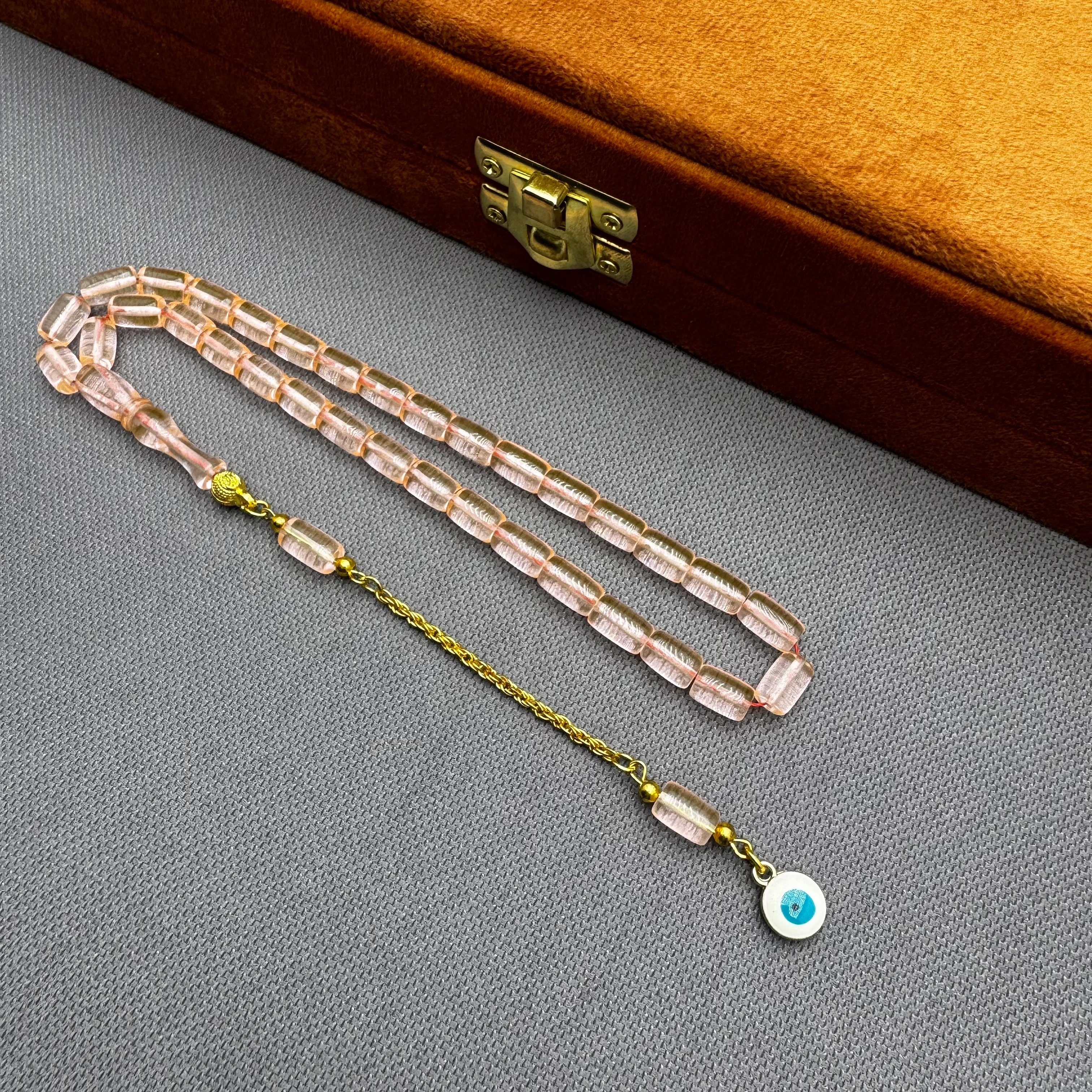 Nazar Boncuğu Detaylı Pirinç Püsküllü Bilek Boy Kapsül Kesim Açık Yavru Ağzı Uçak Camı Tespih