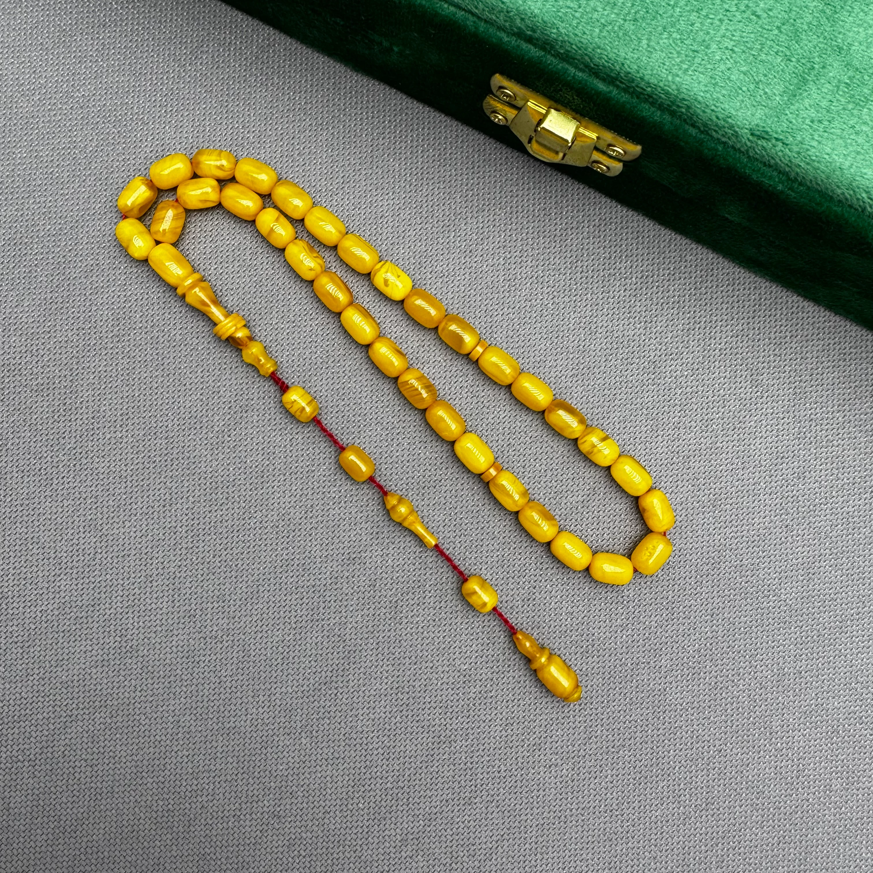 Salih ŞİRİN Usta İşçilikli Bilek Boy Sarı Yoğun Hareli Özel Hamur Halkalı İmame Sıkma Kehribar Tespih