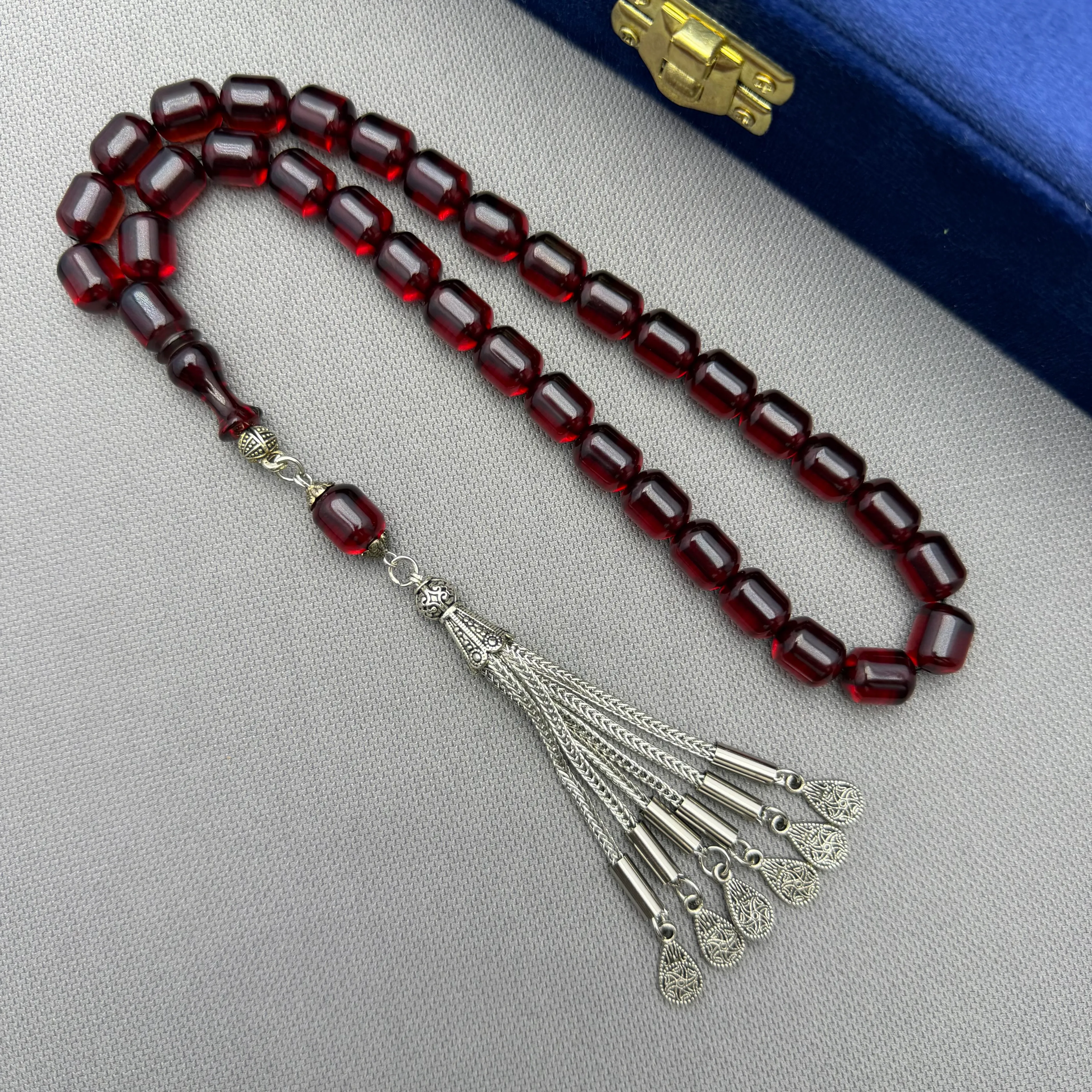 Altı Sallantılı Alpaka Püsküllü Çay Rengi Kapsül Kesim Sıkma Kehribar Tespih