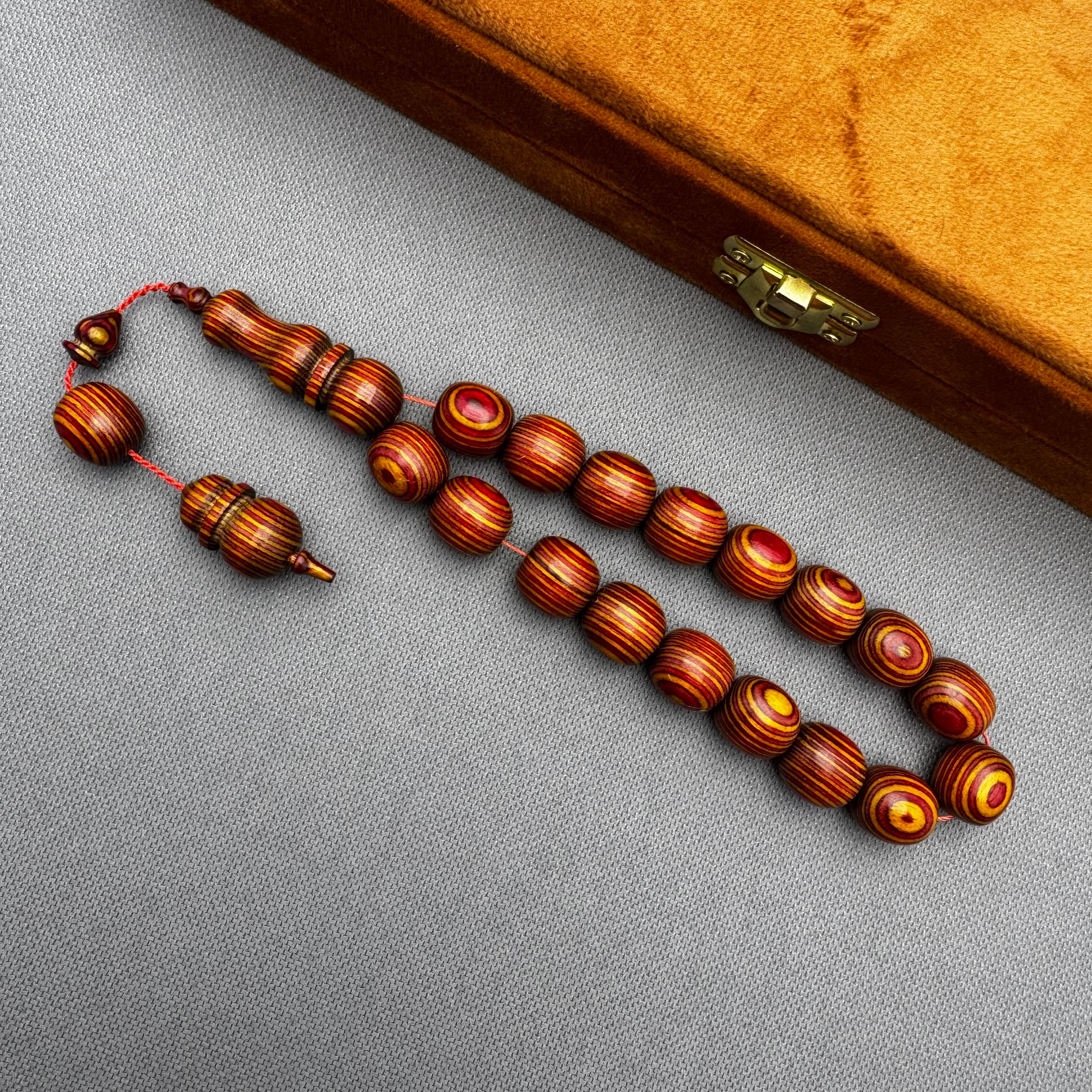 Sarı Kırmızı Doğal Ağaç Dokulu Kafur Ağacı Efe Maskot Tespih