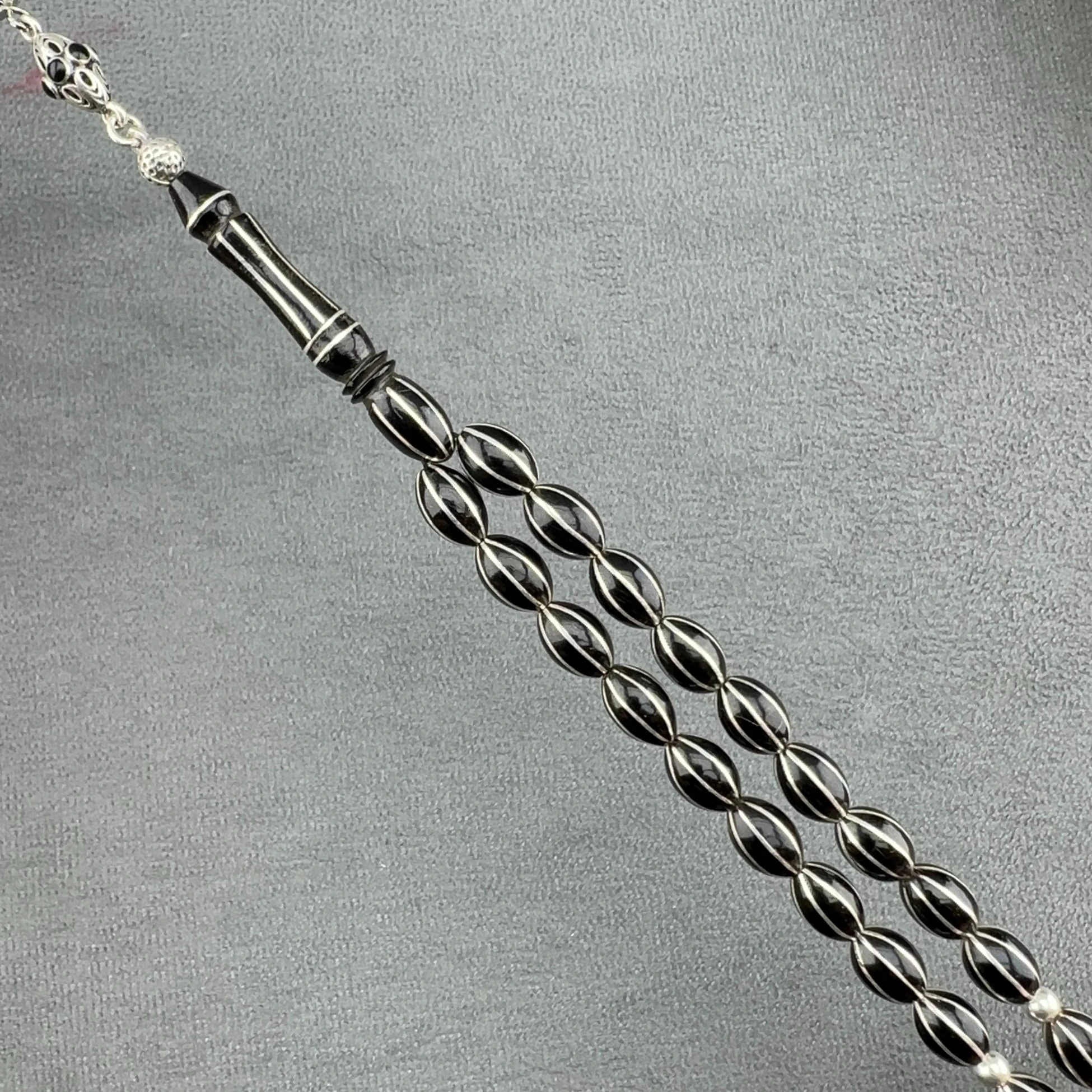 Beyzi Kesim Özel İşçilikli Karpuz Dilim Orjinal Oltu Taşı Tespih