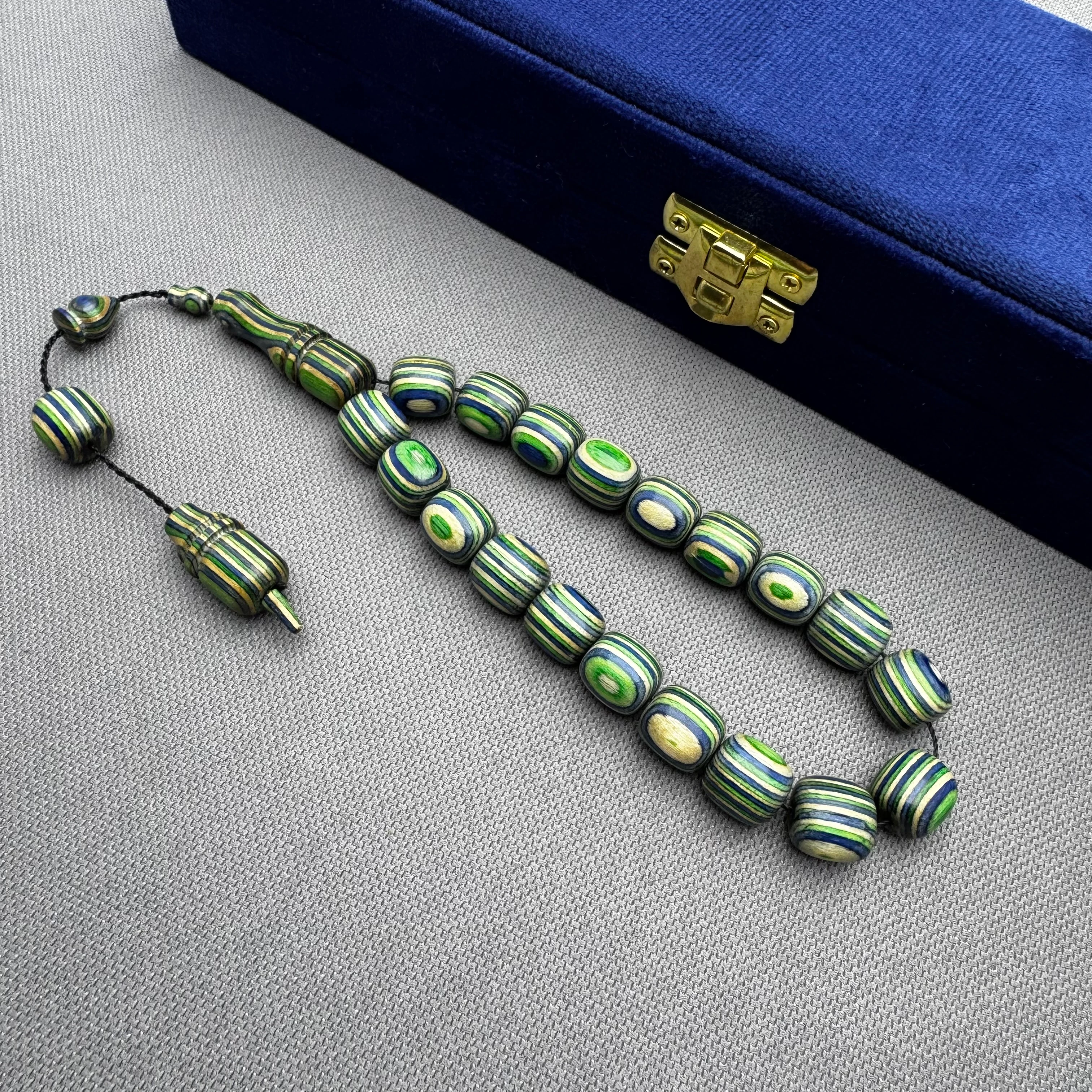 Salih ŞİRİN Usta İşçilikli Lacivert Ve Yeşil Renk Harika Çekim Sesine Sahip Kafur Ağacı Efe Maskot Tespih