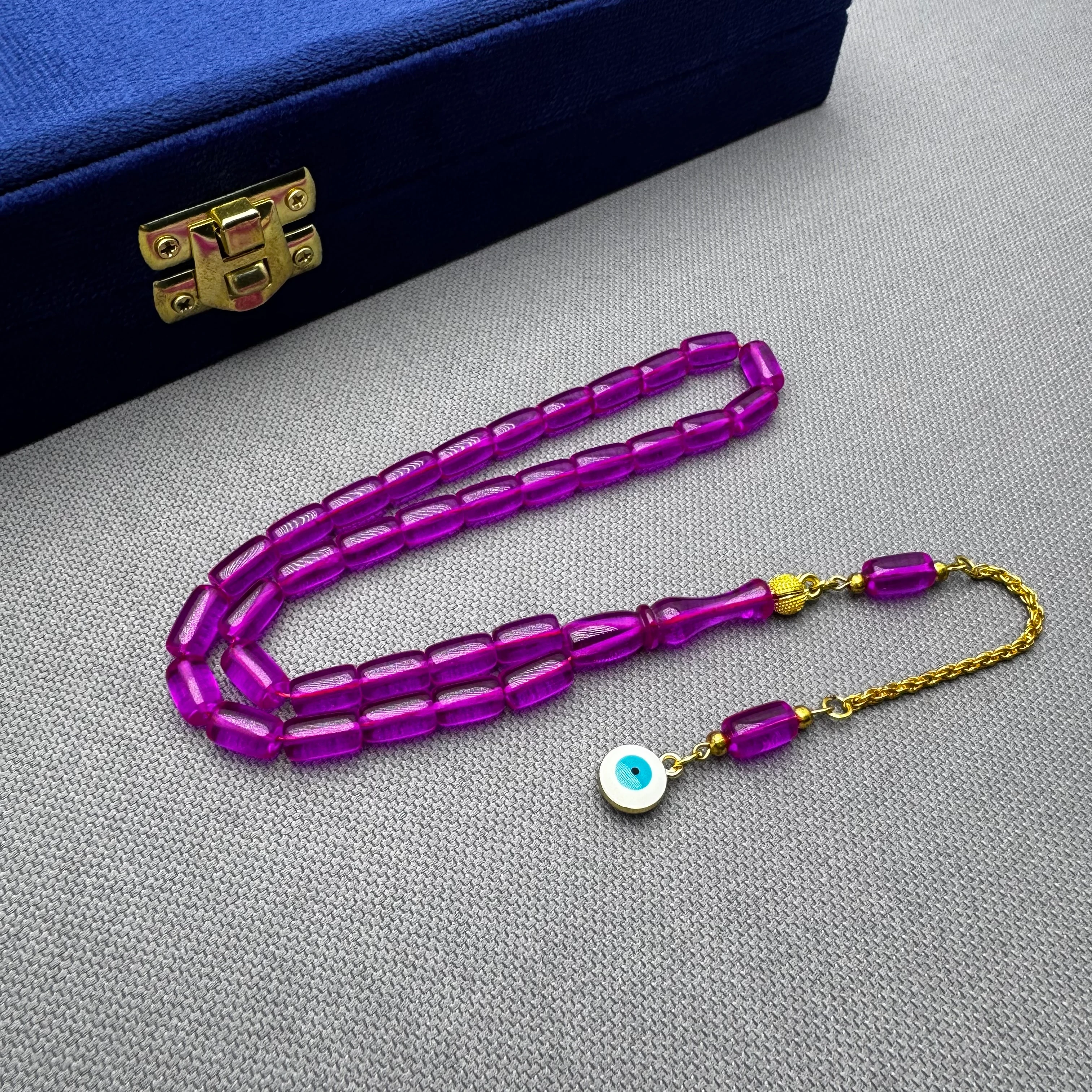 Nazar Boncuğu Detaylı Pirinç Püsküllü Bilek Boy Kapsül Kesim Mor Renk Uçak Camı Tespih