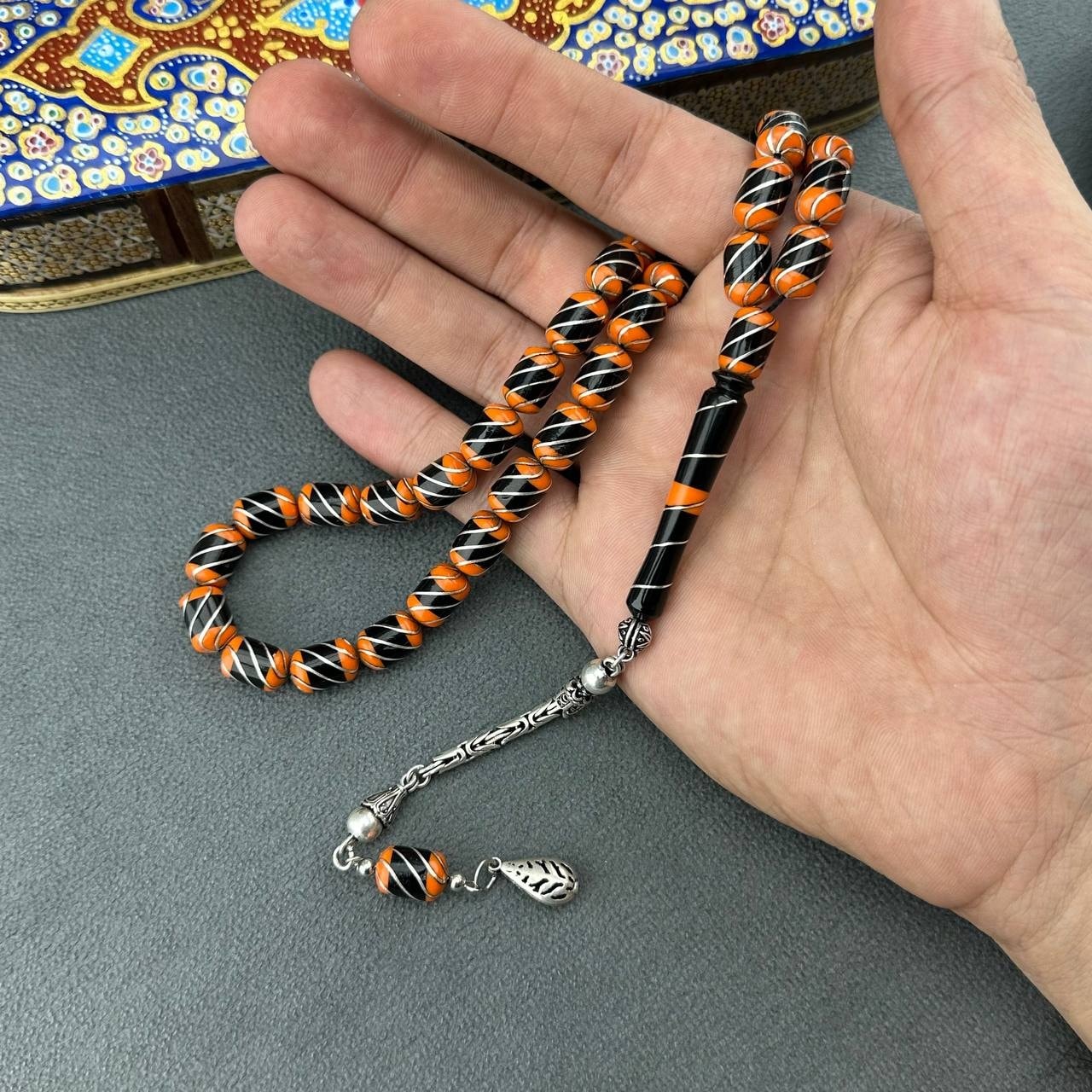 Türker KIZILELMA Usta İşçilikli Turuncu Özel Renk 925 Ayar Gümüş Püsküllü Orjinal Oltu Taşı Tesbih