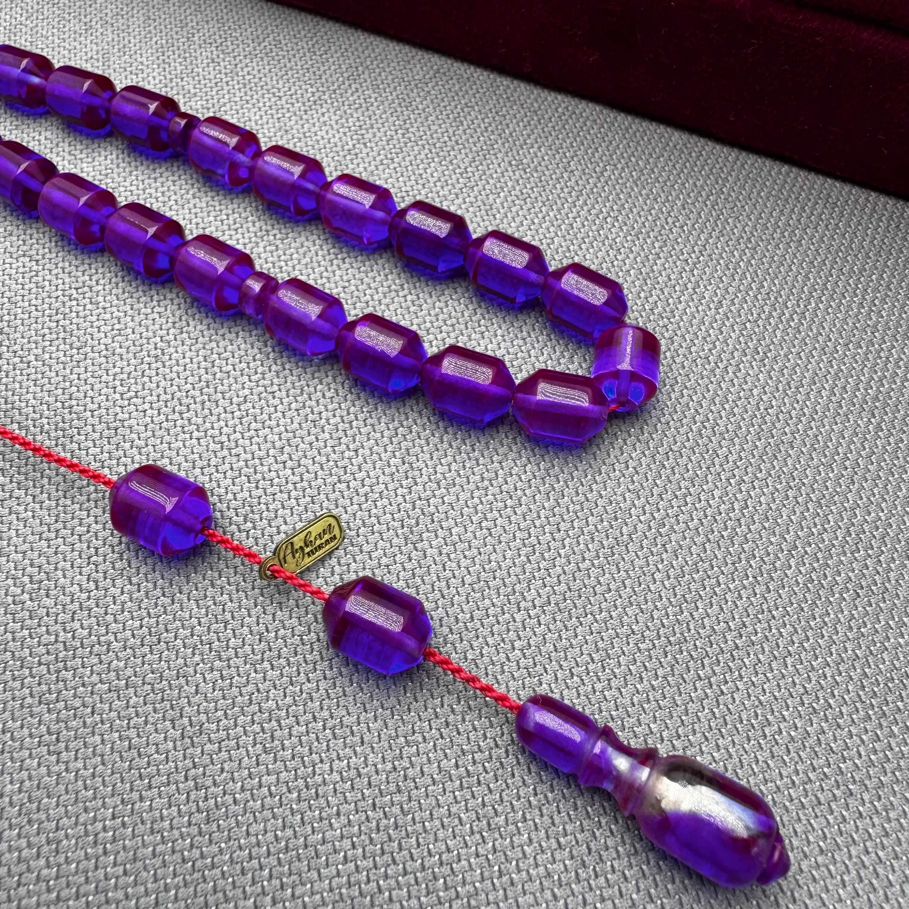 Ayhan TURAN Usta İşçilikli Mor Mürdüm Rengi Özel Döküm Malzeme Ateş Kehribar Tespih