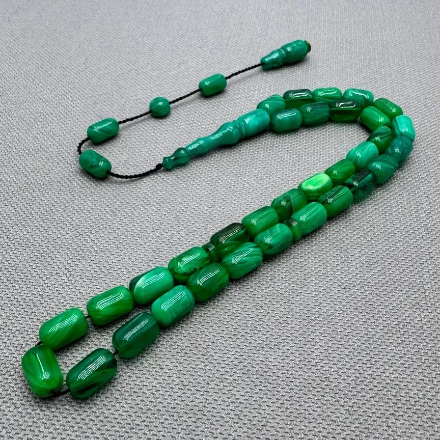 Erkan ÇUBUKÇU Usta İşçilikli Yeşil Hareli Sıkma Kehribar Tespiih