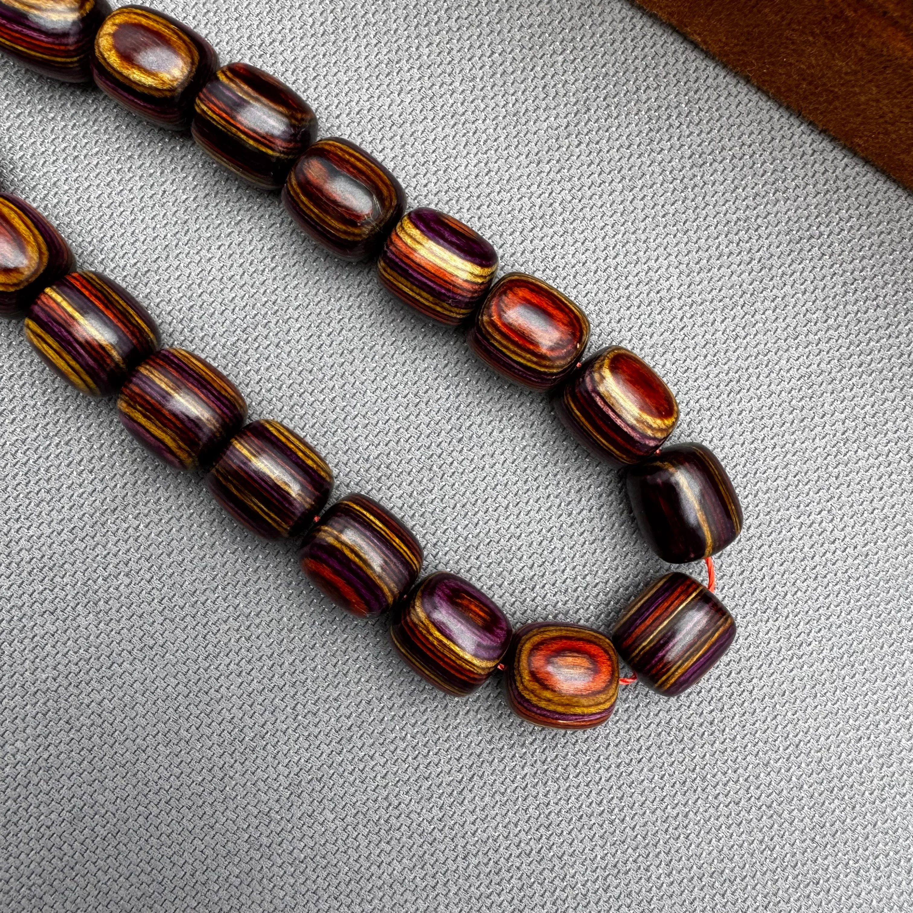 Salih ŞİRİN Usta İşçilikli Multi Color Harika Çekim Sesine Sahip Kafur Ağacı Efe Maskot Tespih