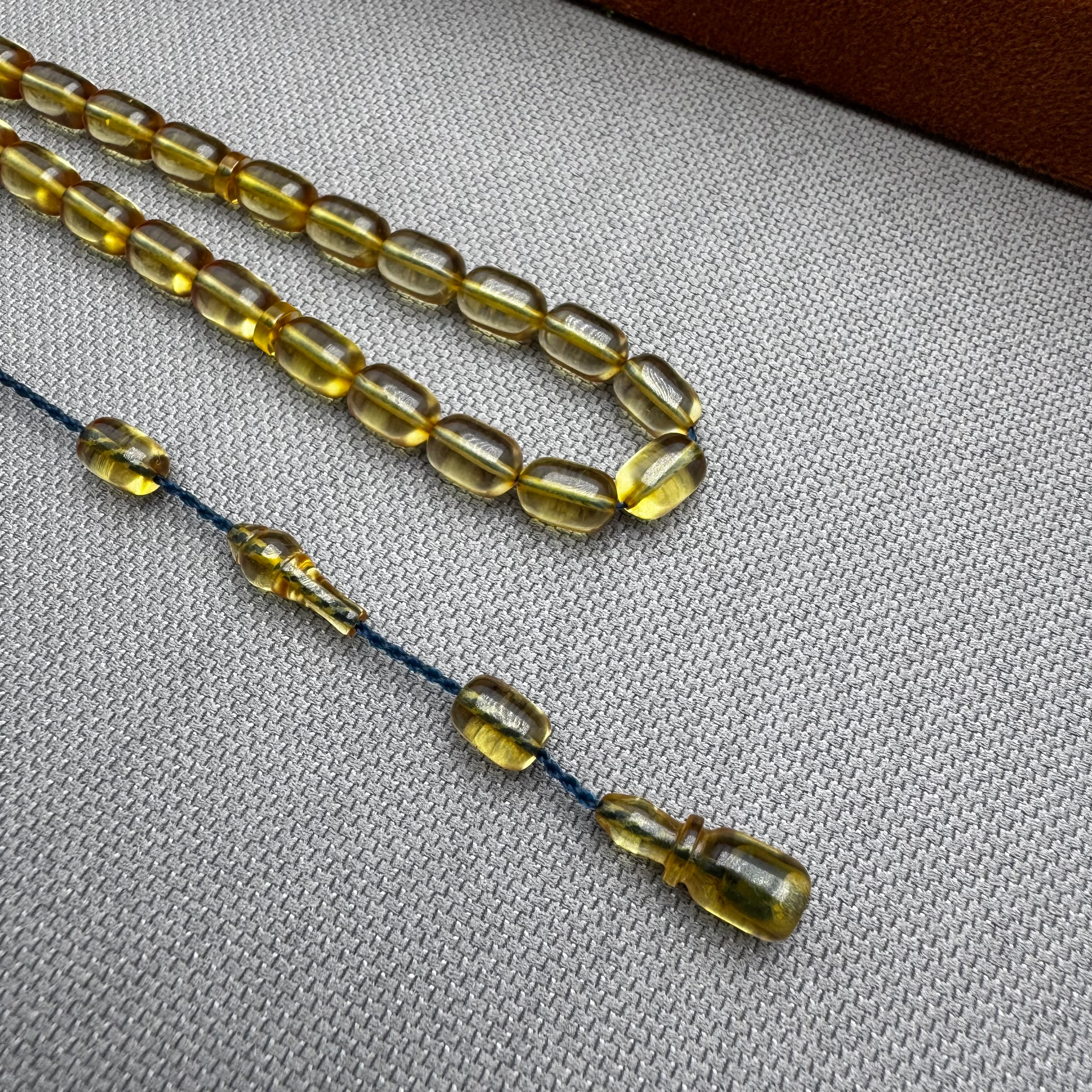 Salih ŞİRİN Usta İşçilikli Halkalı İmame Bilek Boy Şeffaf Kapsül Kesim Ateş Kehribar Tespih