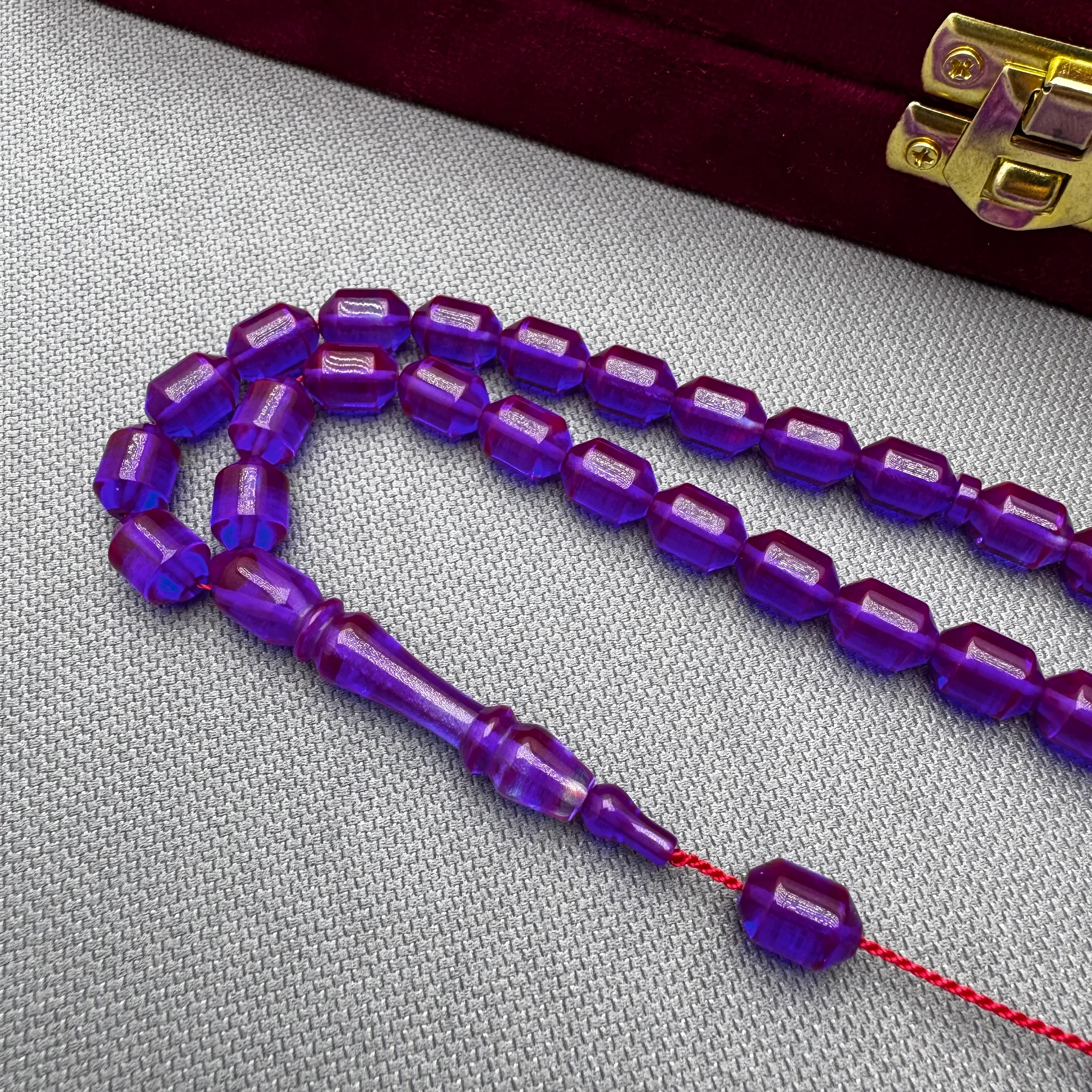 Ayhan TURAN Usta İşçilikli Mor Mürdüm Rengi Özel Döküm Malzeme Ateş Kehribar Tespih