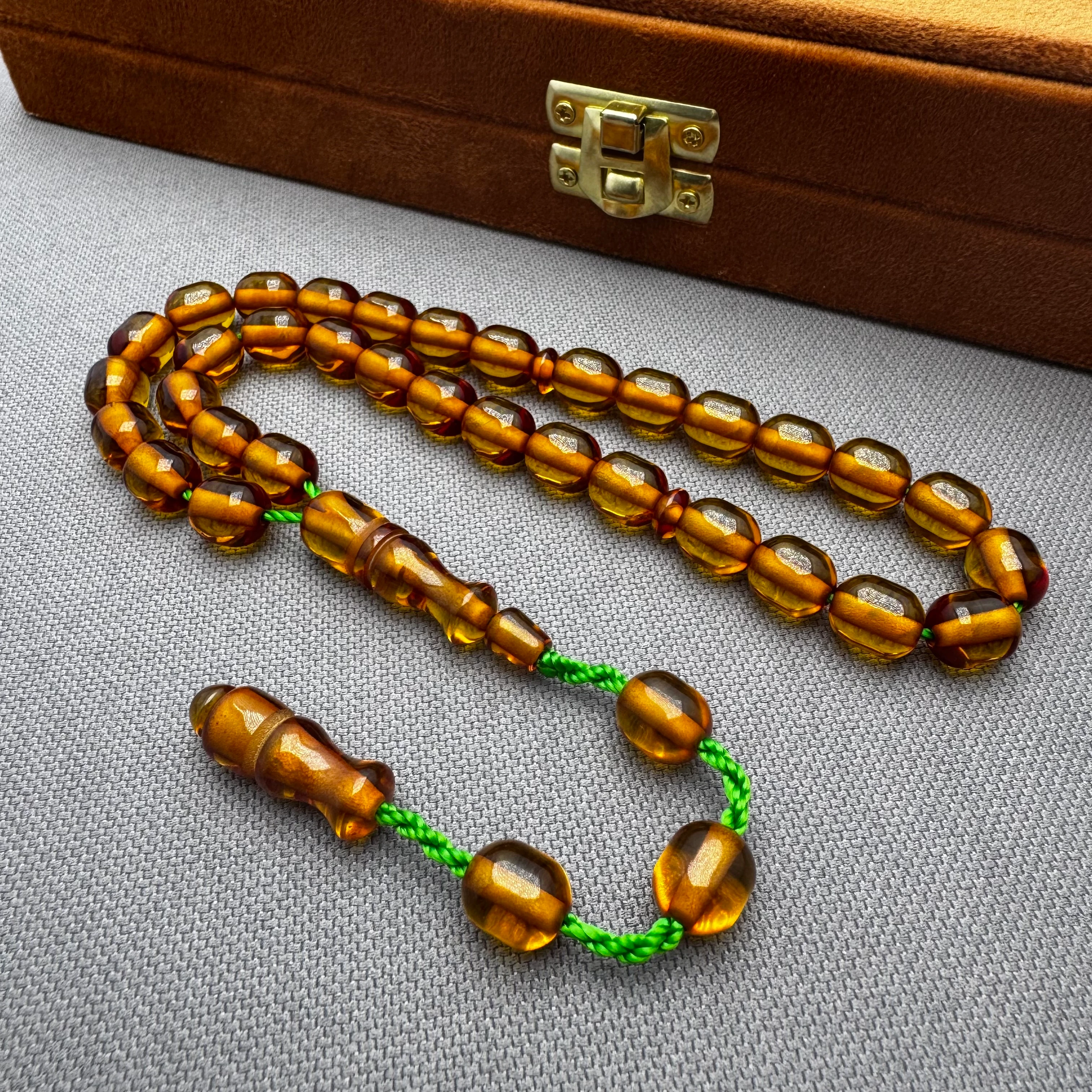 Turuncu Şeffaf Kalın İpli Muazzam Çekim Kalitesi Ateş Kehribar Tespih