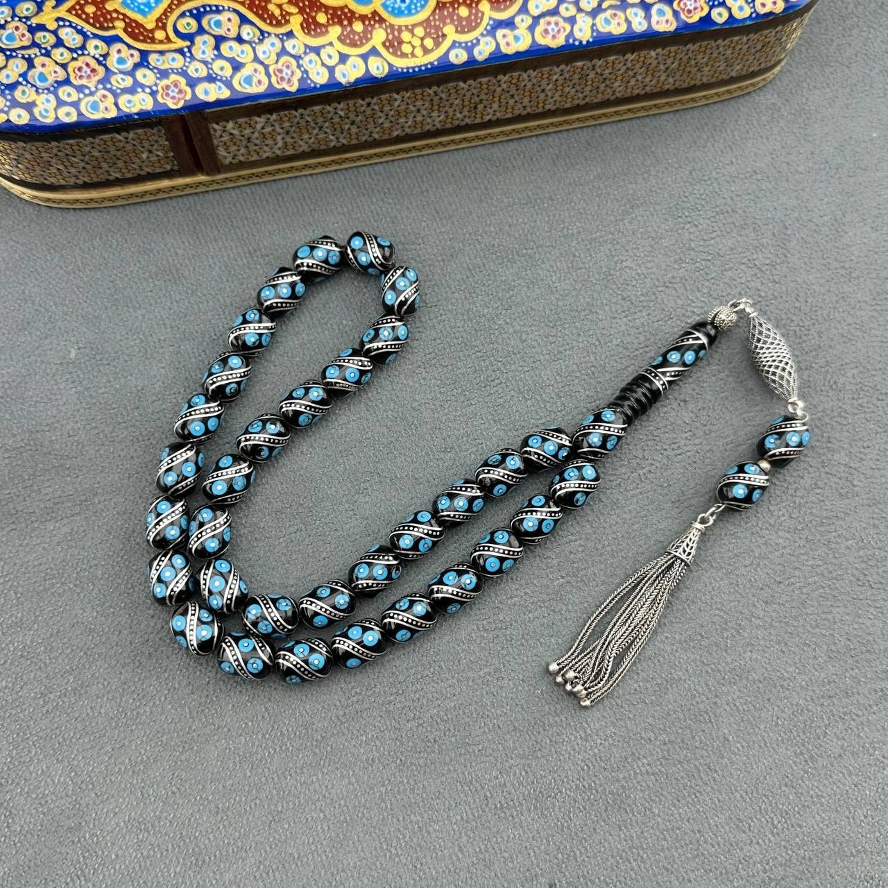 Türker KIZILELMA Usta İşçilikli 925 Ayar Gümüş Püsküllü Mavi Firuze İşlemeli Orjinal Oltu Taşı Tespih