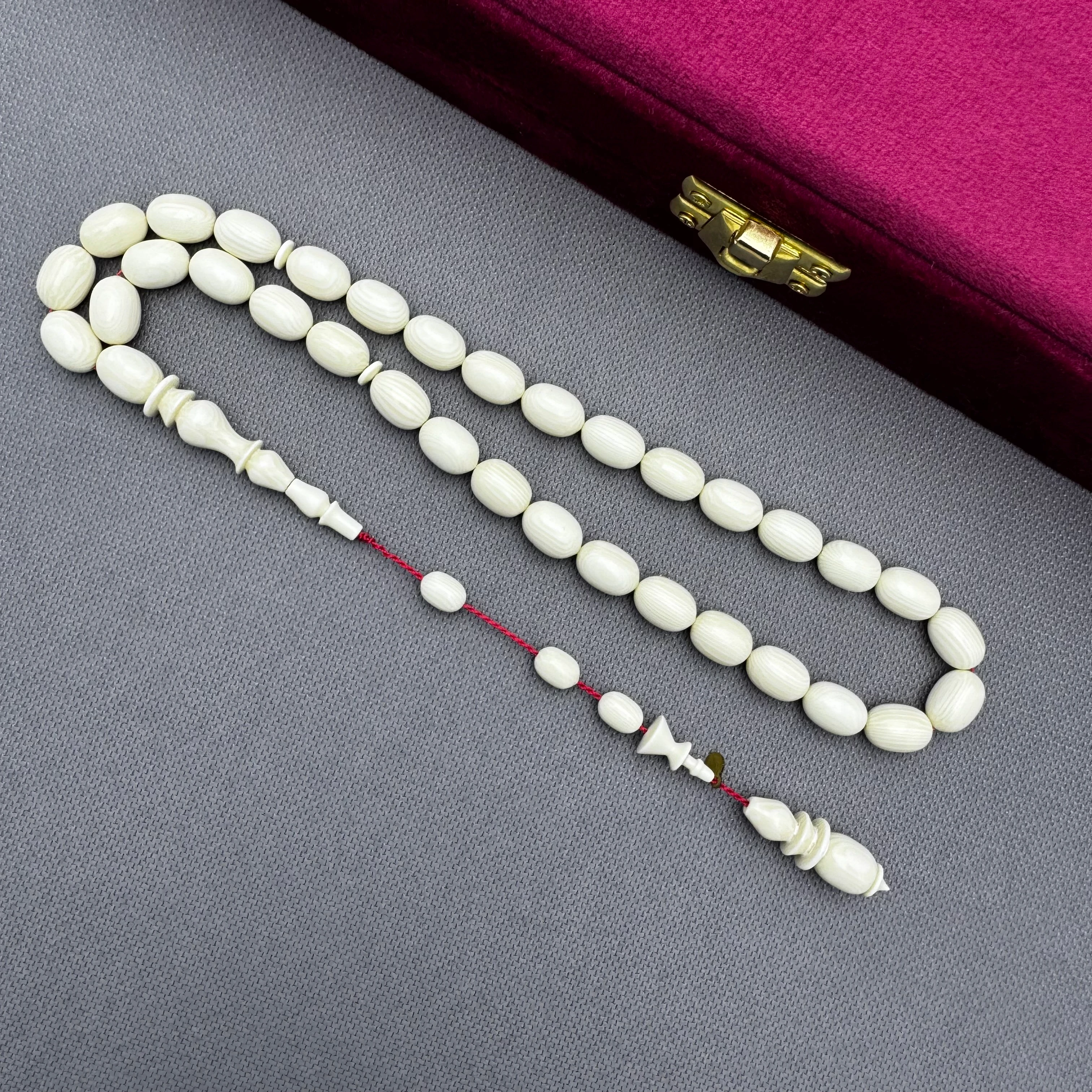 Muhammed ERDEN Usta İşçilikli Harika Dokulu Damarlı Bitkisel Fildişi Tespih